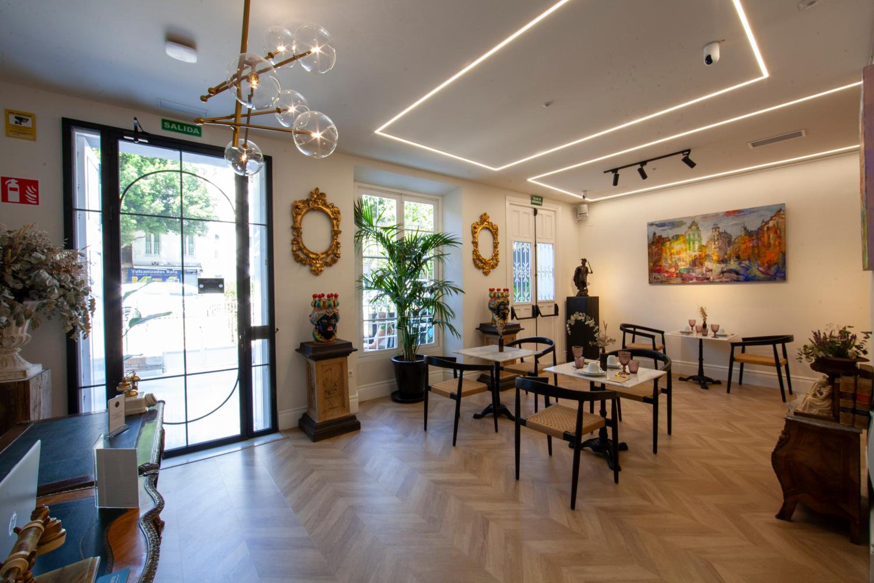 Pries Homes - Center Beach