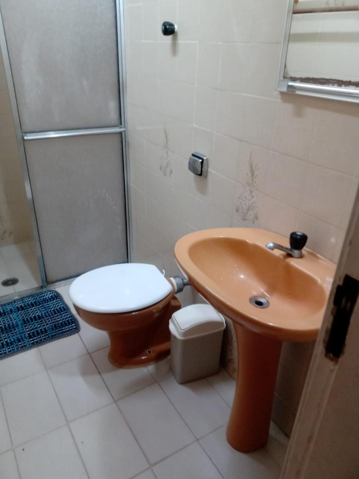 Peruíbe - prédio redondo - apartamentos frente ao mar