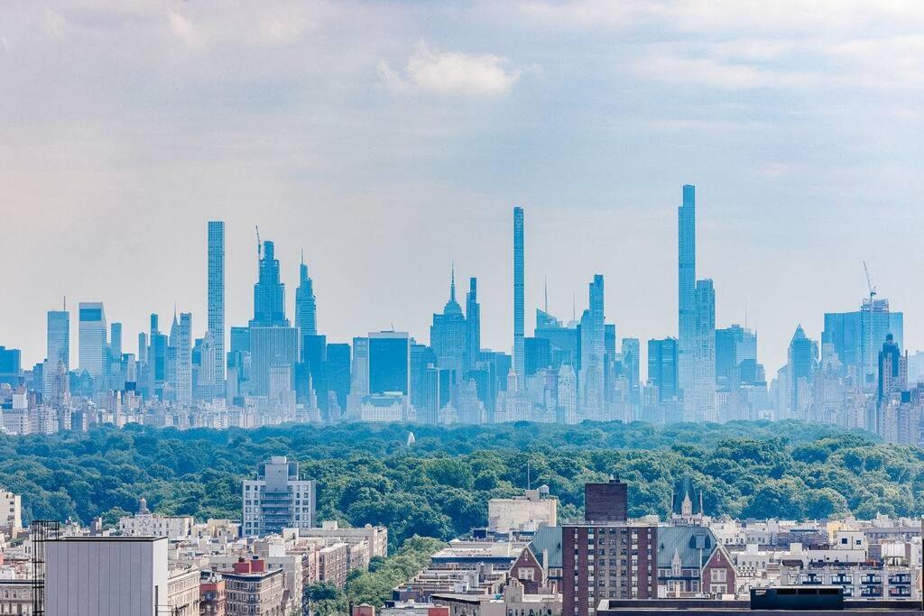 City Views, Modern NYC Oasis Retreat