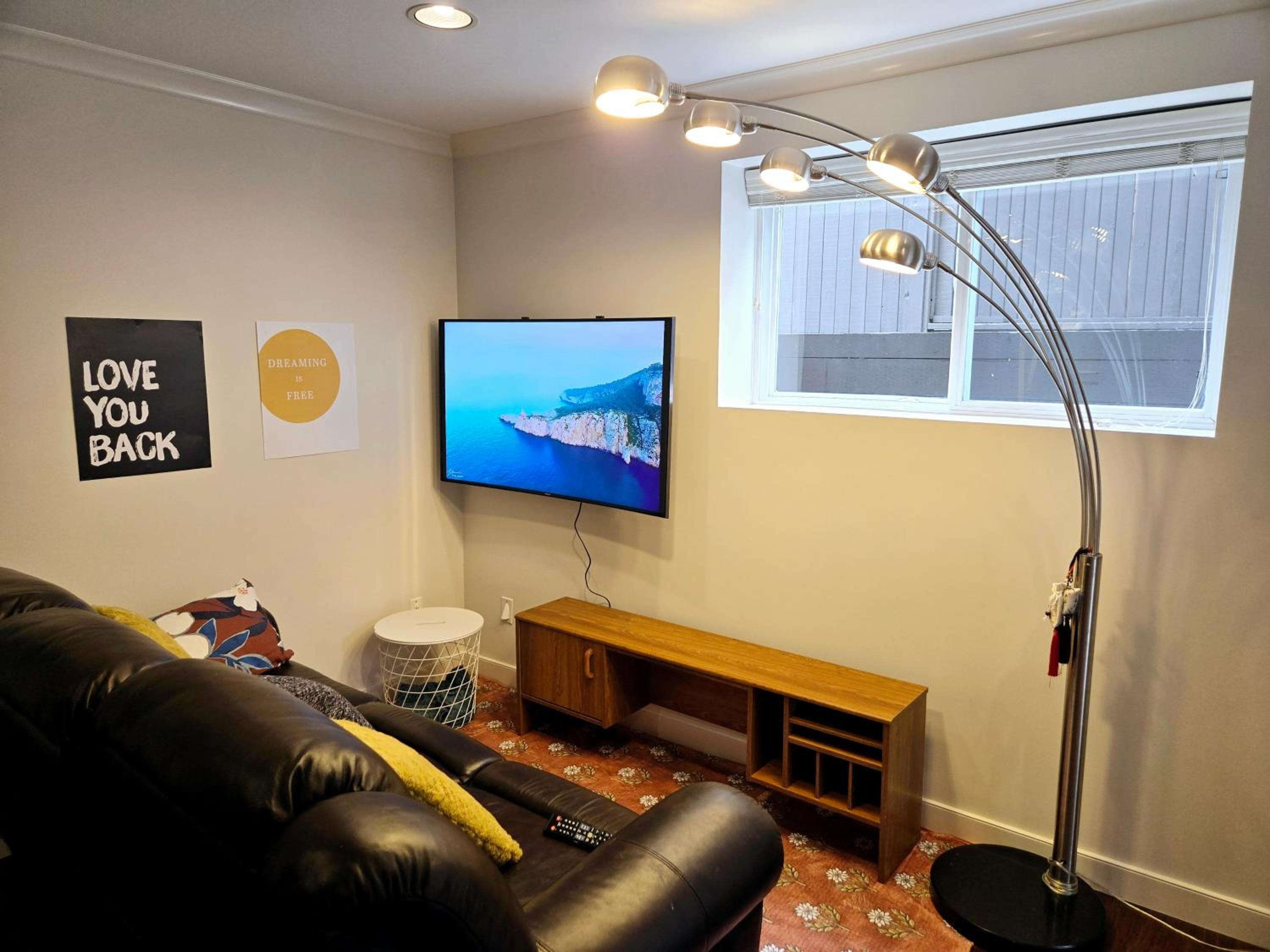 3-bedroom suite near golf course