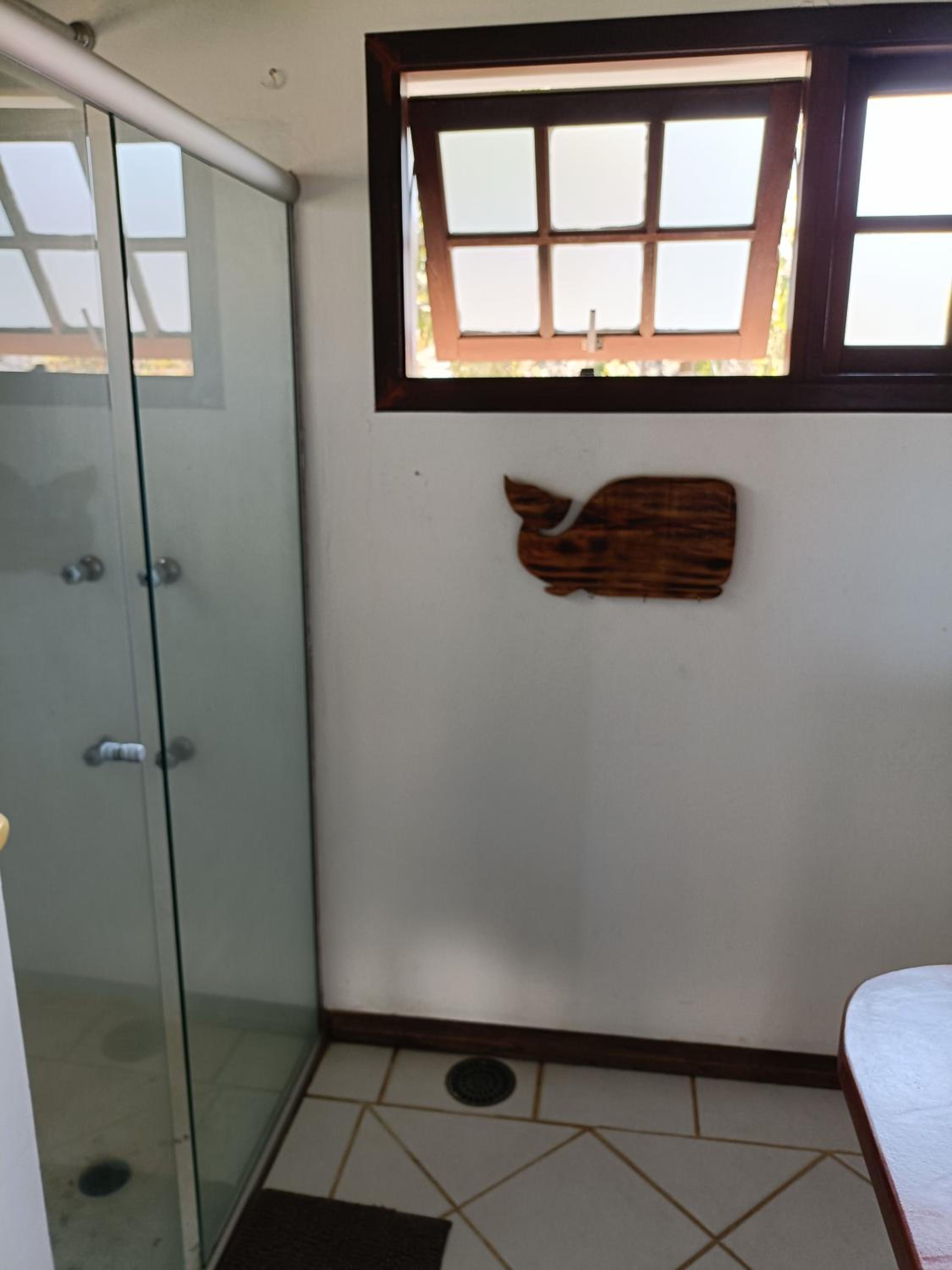 Casa com piscina a 150m da Praia do Lázaro