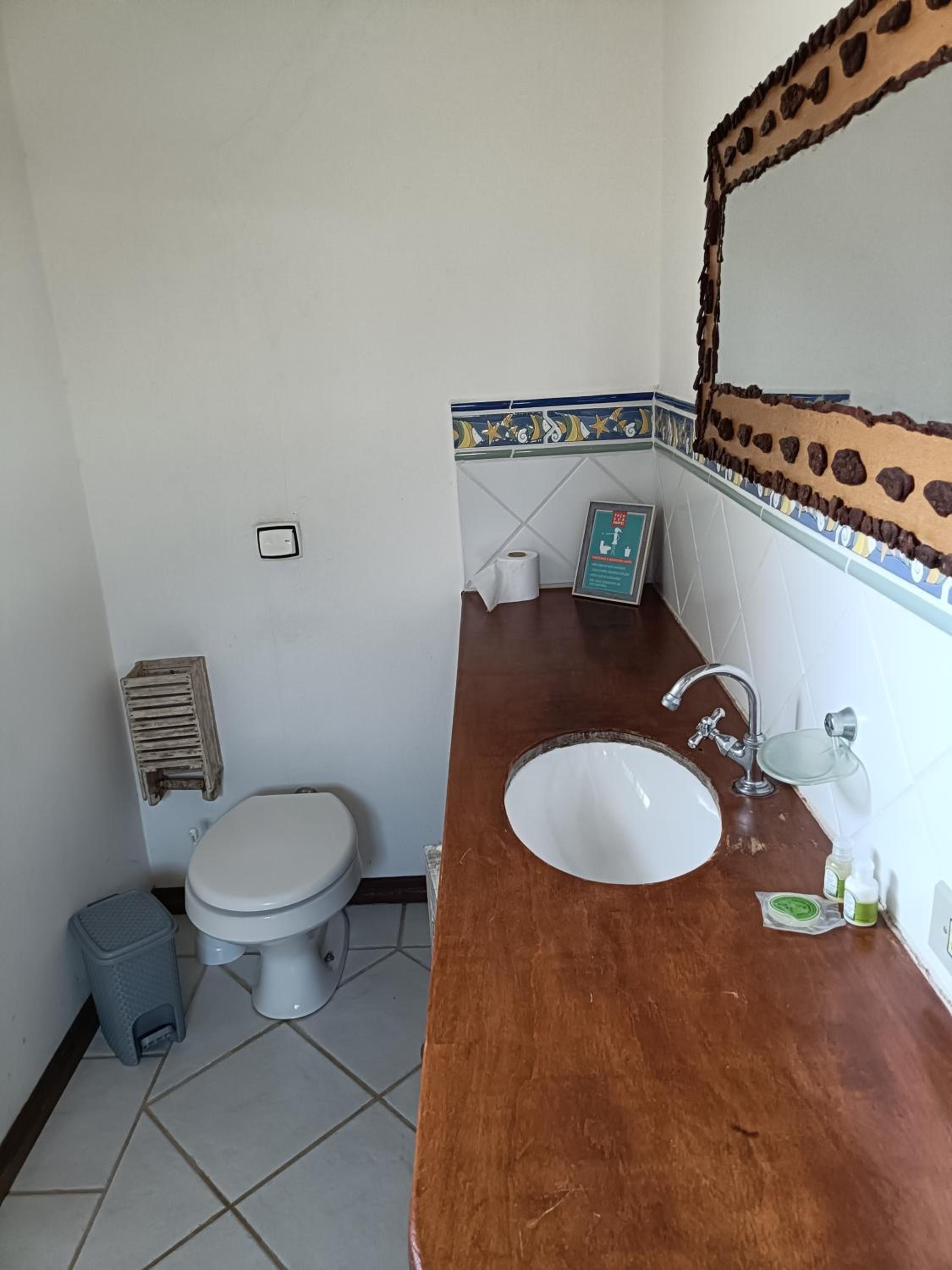 Casa com piscina a 150m da Praia do Lázaro