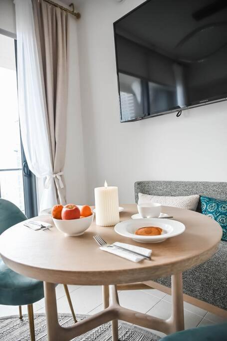 Miami Sky Luxury 27th Floor, Waterfront Balcony, Panoramic View & City Lights , Resort Pool,Gym,Spa Restaurants