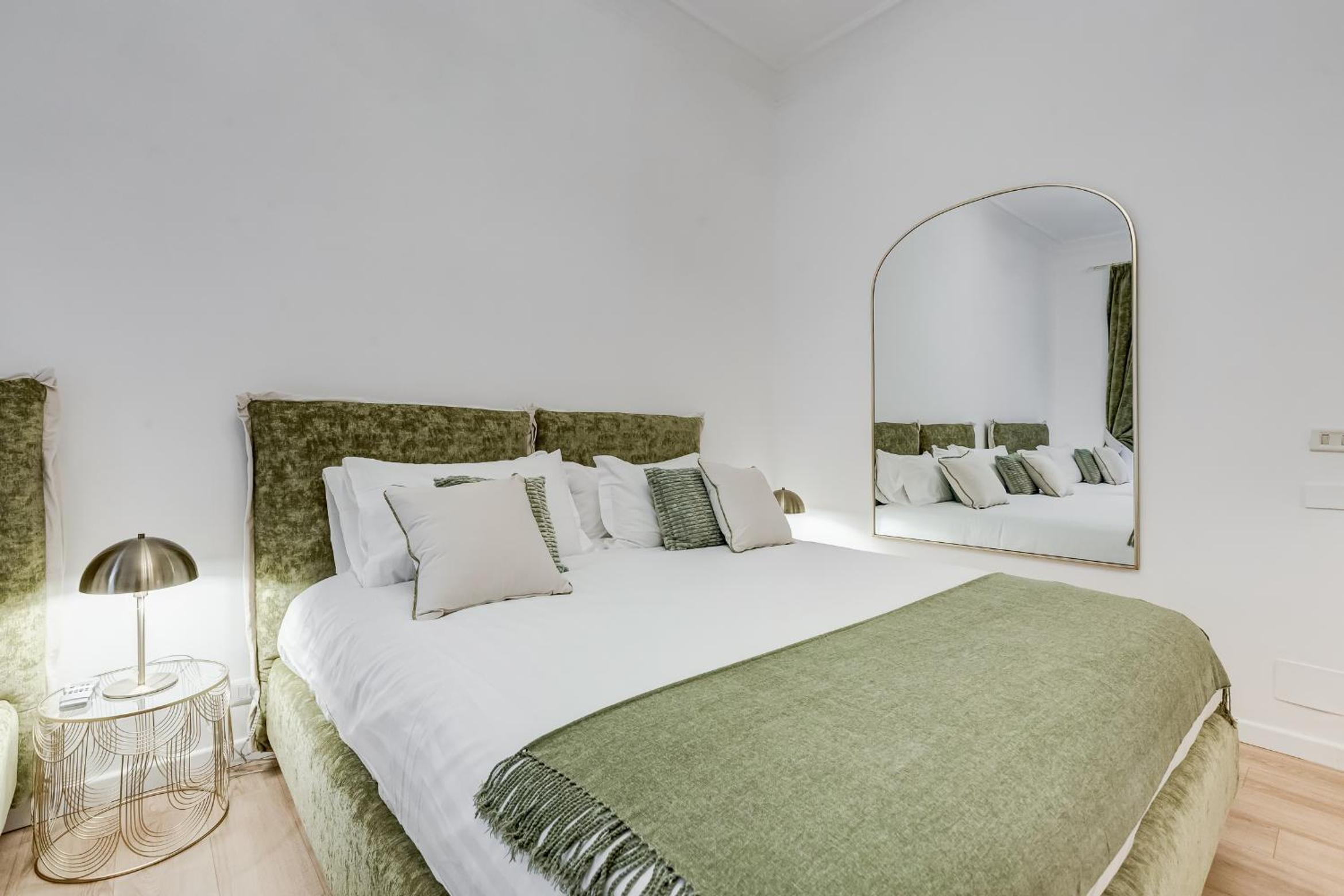 NEW Vatican BIG apartment - ROMEDREAMHOME