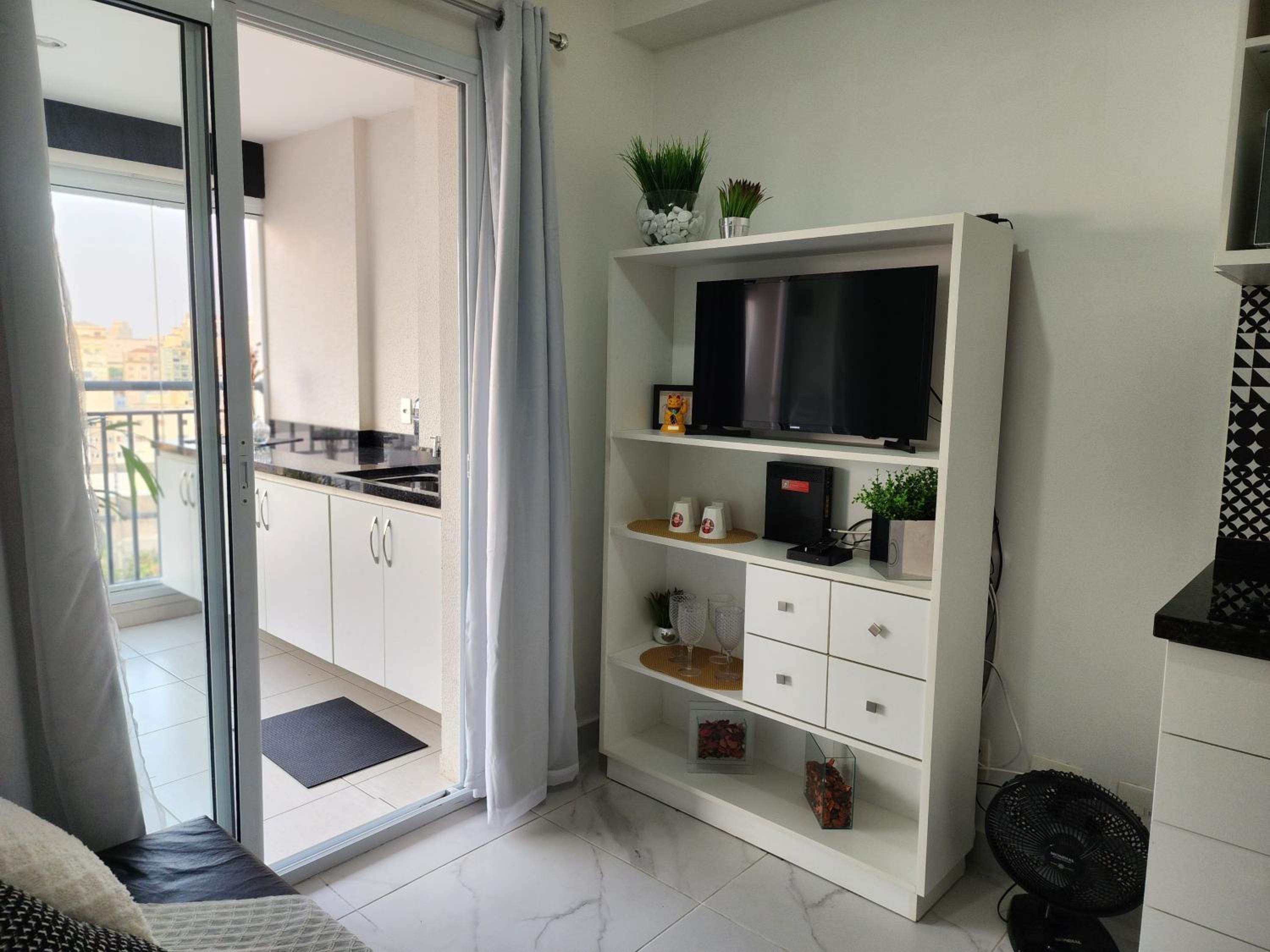 FLAT COMPLETO no METRÔ SANTA CECILIA com PISCINA - SAUNA - GARAGEM