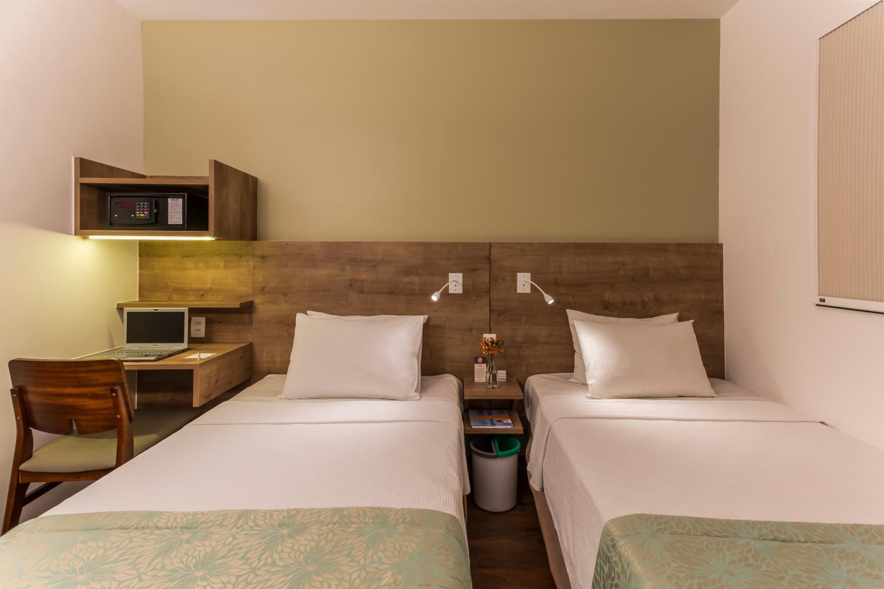 Vitoria Vacations - Sleep Inn Praia do Canto - Property Image 17
