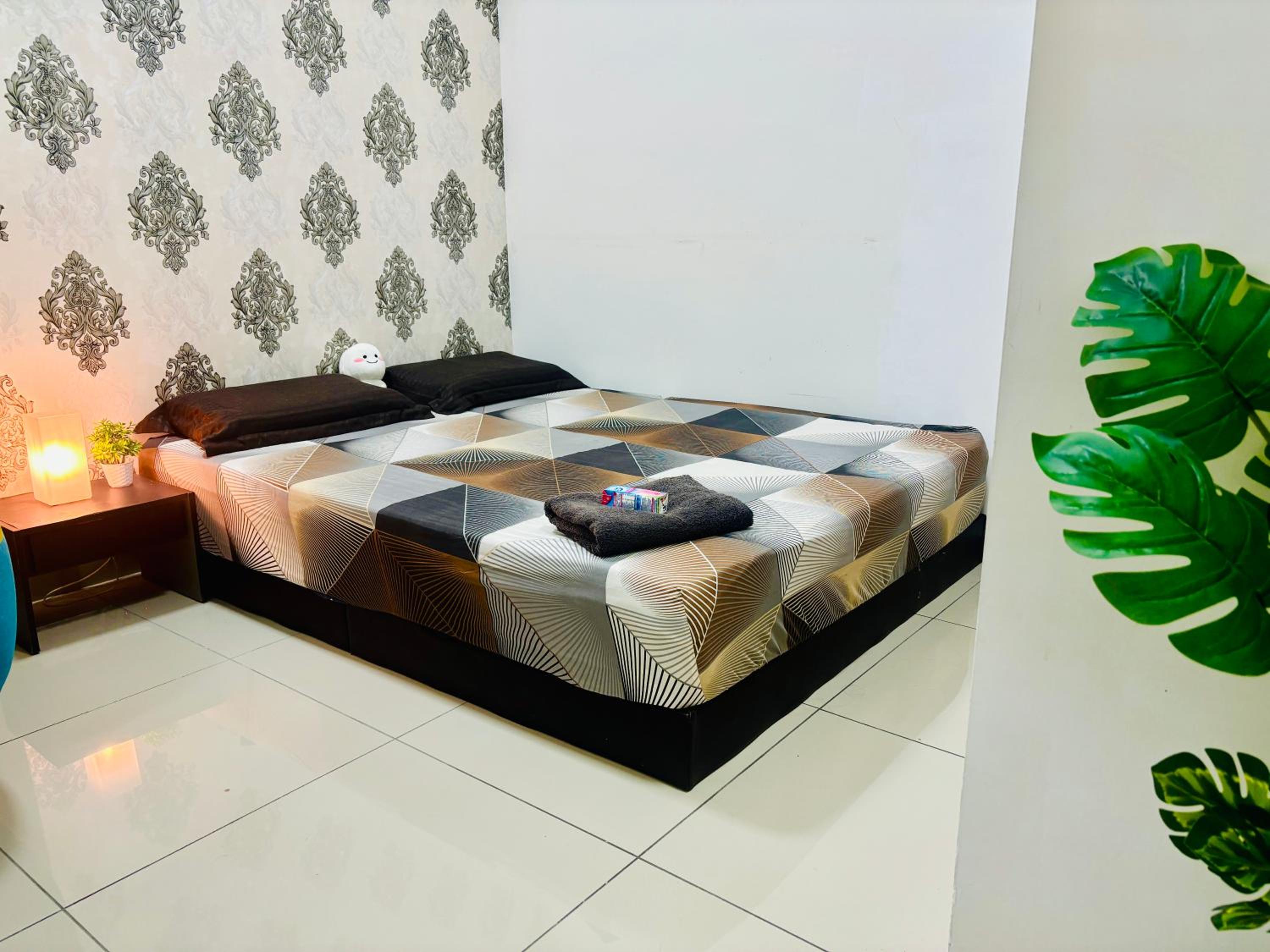 Comfy Private Room with Infinity Pool