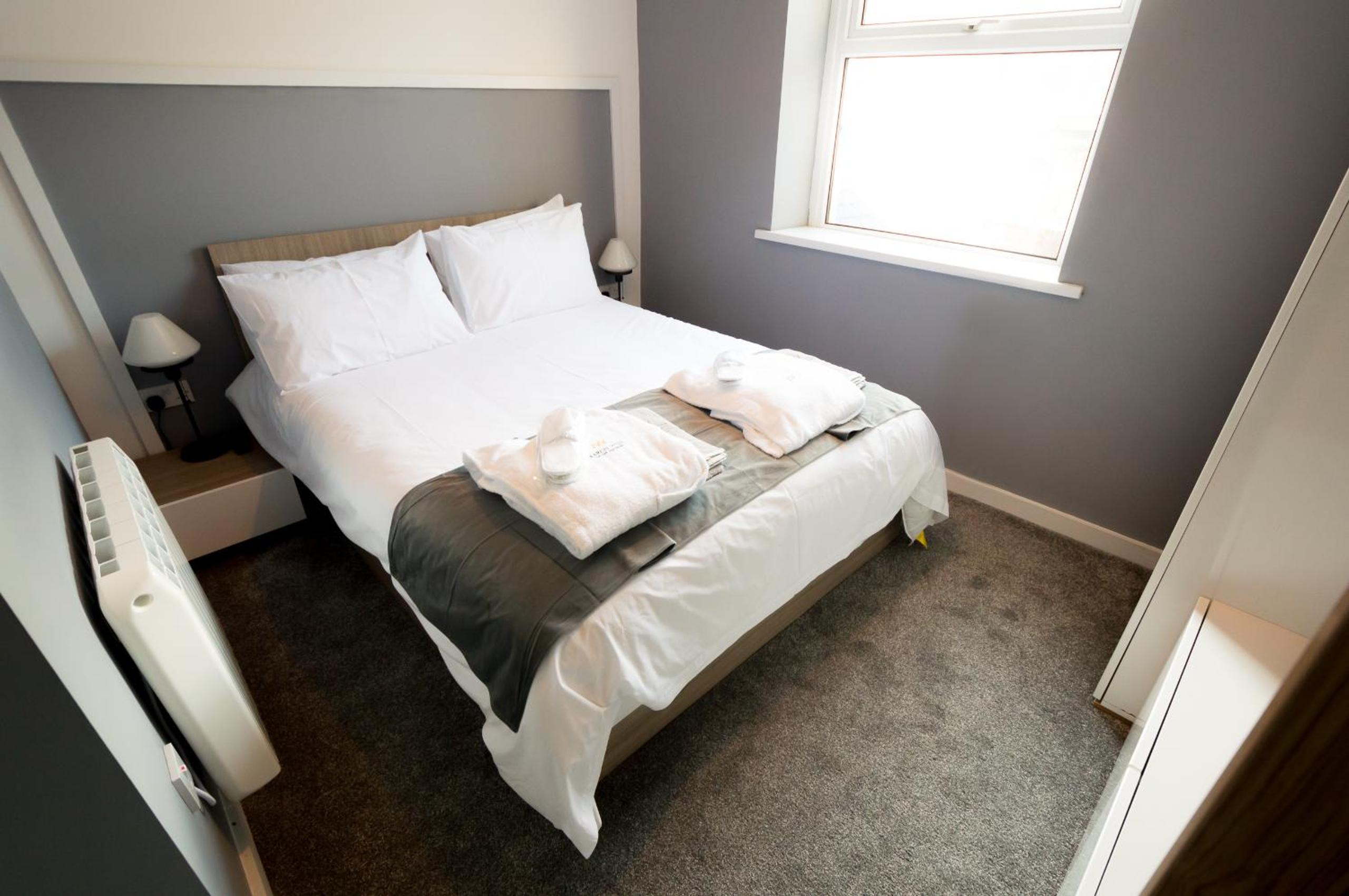 Aaron Wise Apartments