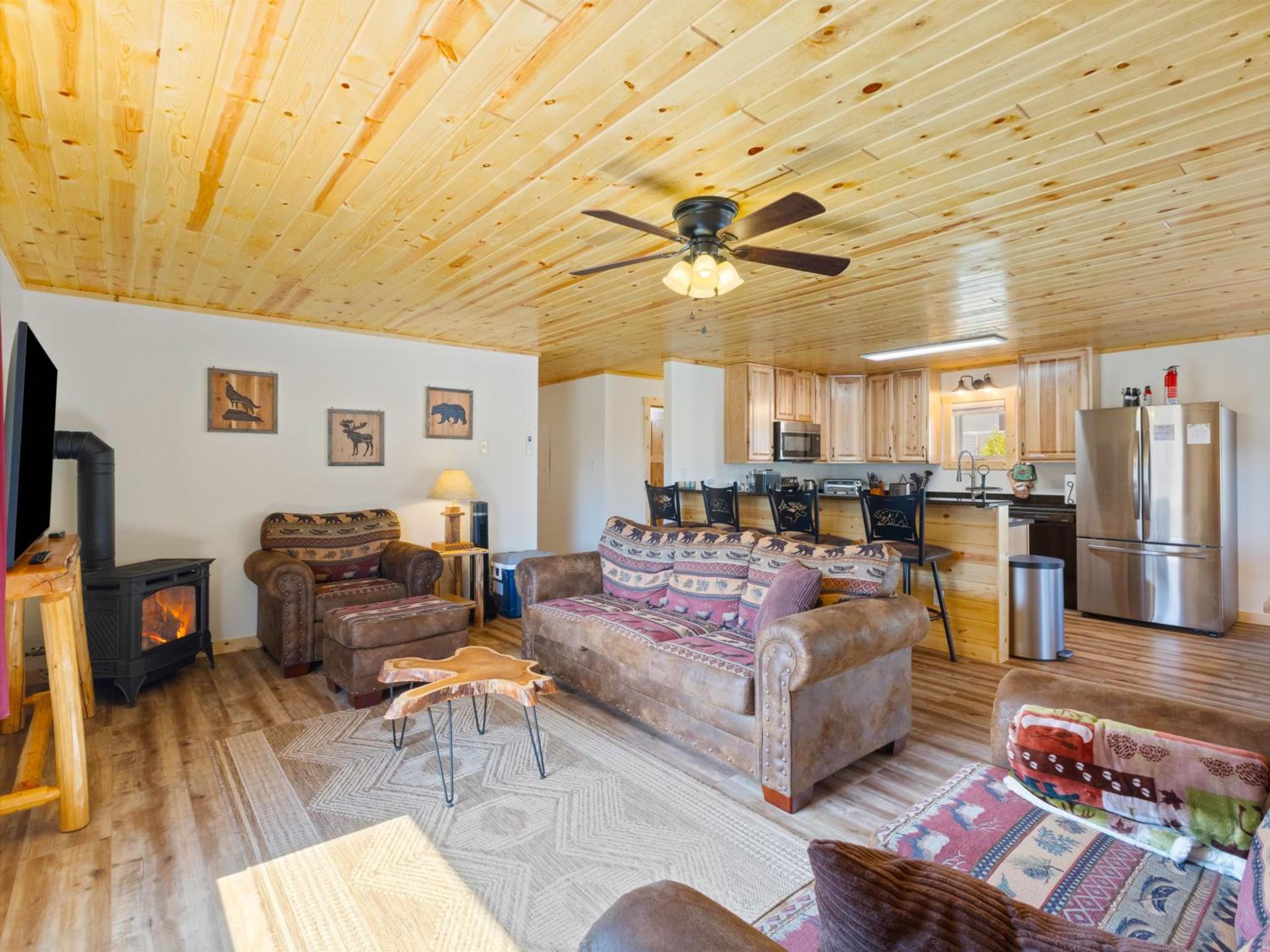 Yellowstone Treasure Retreat