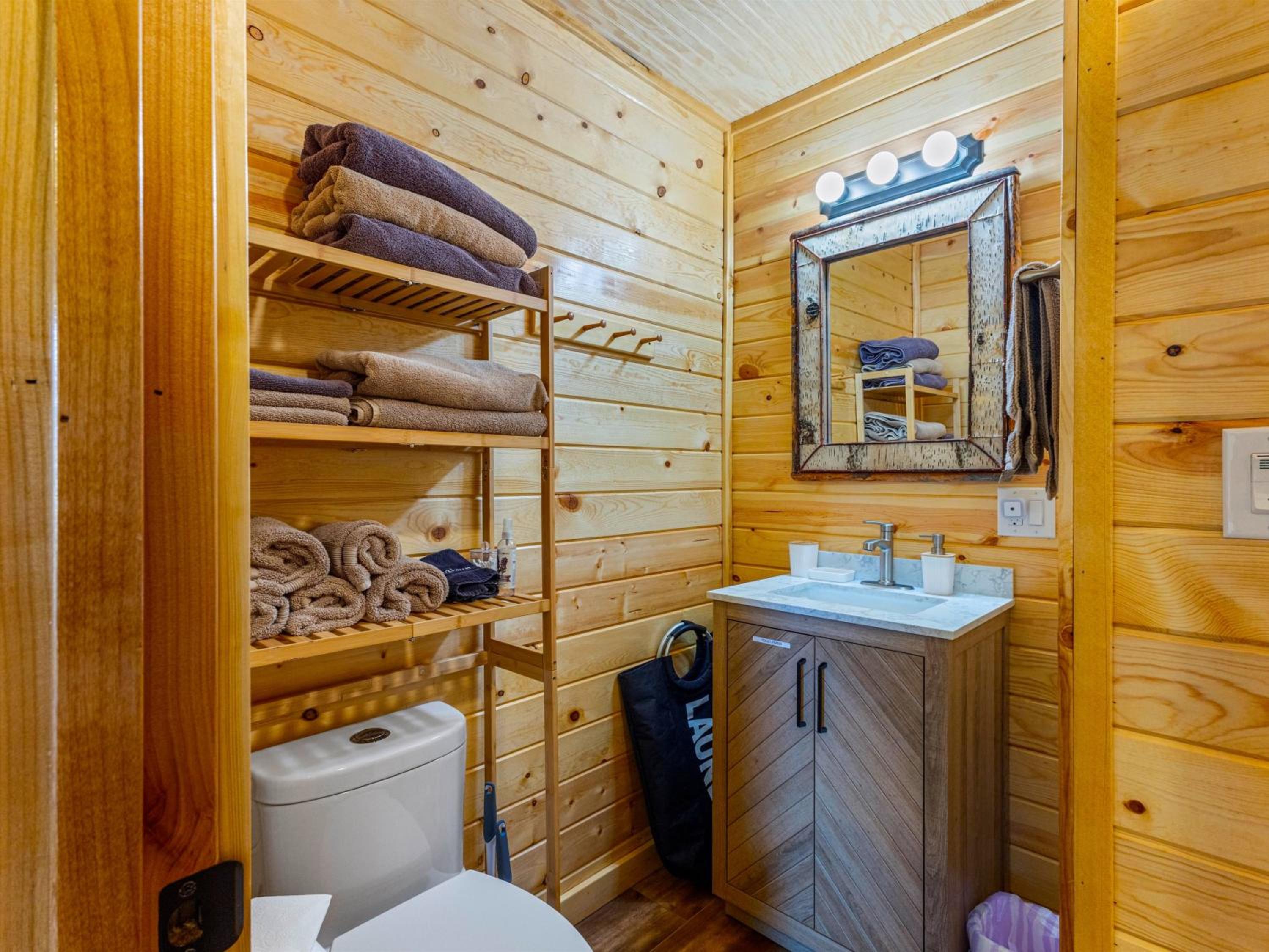 Yellowstone Treasure Retreat