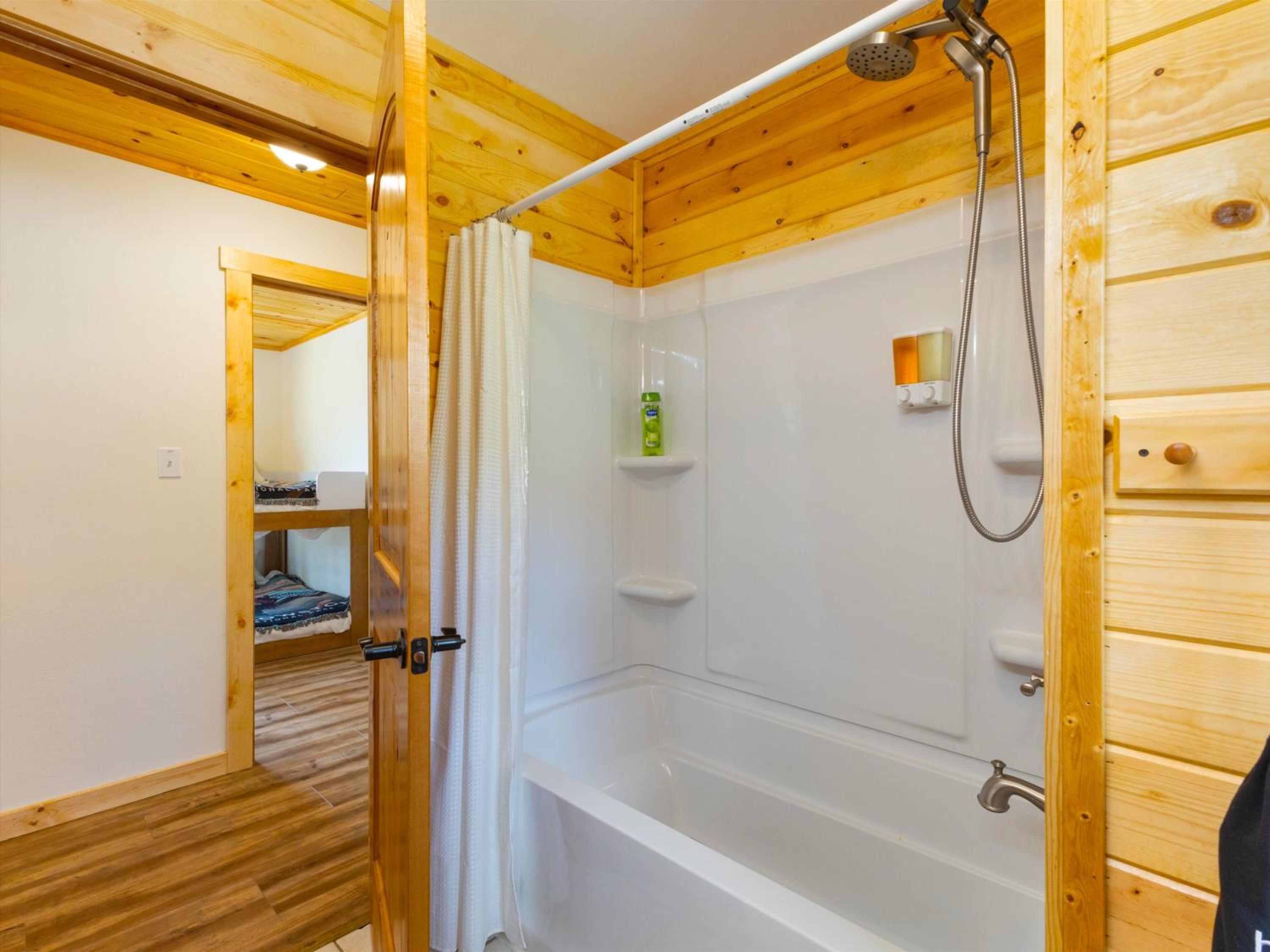 Yellowstone Treasure Retreat