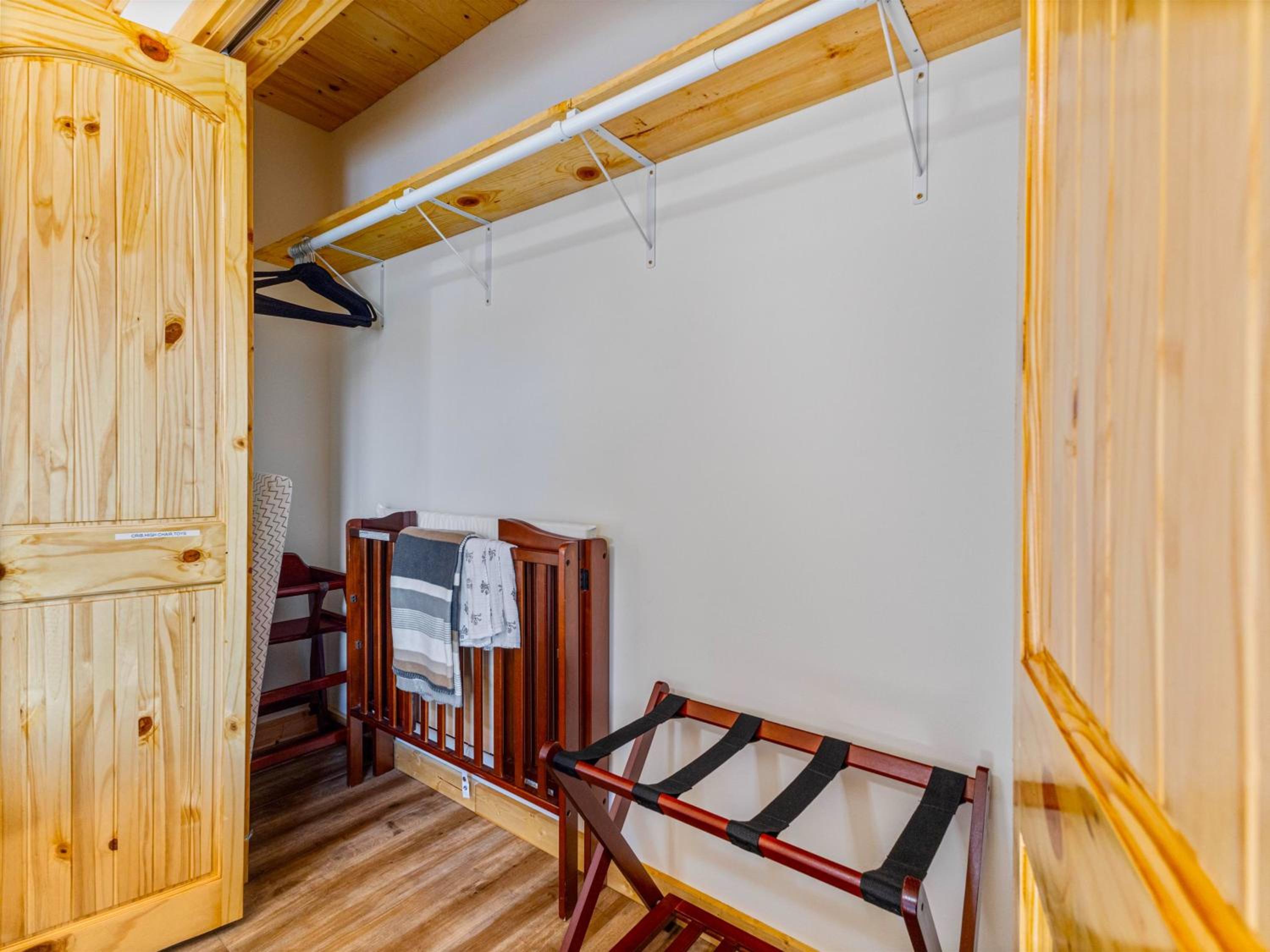 Yellowstone Treasure Retreat