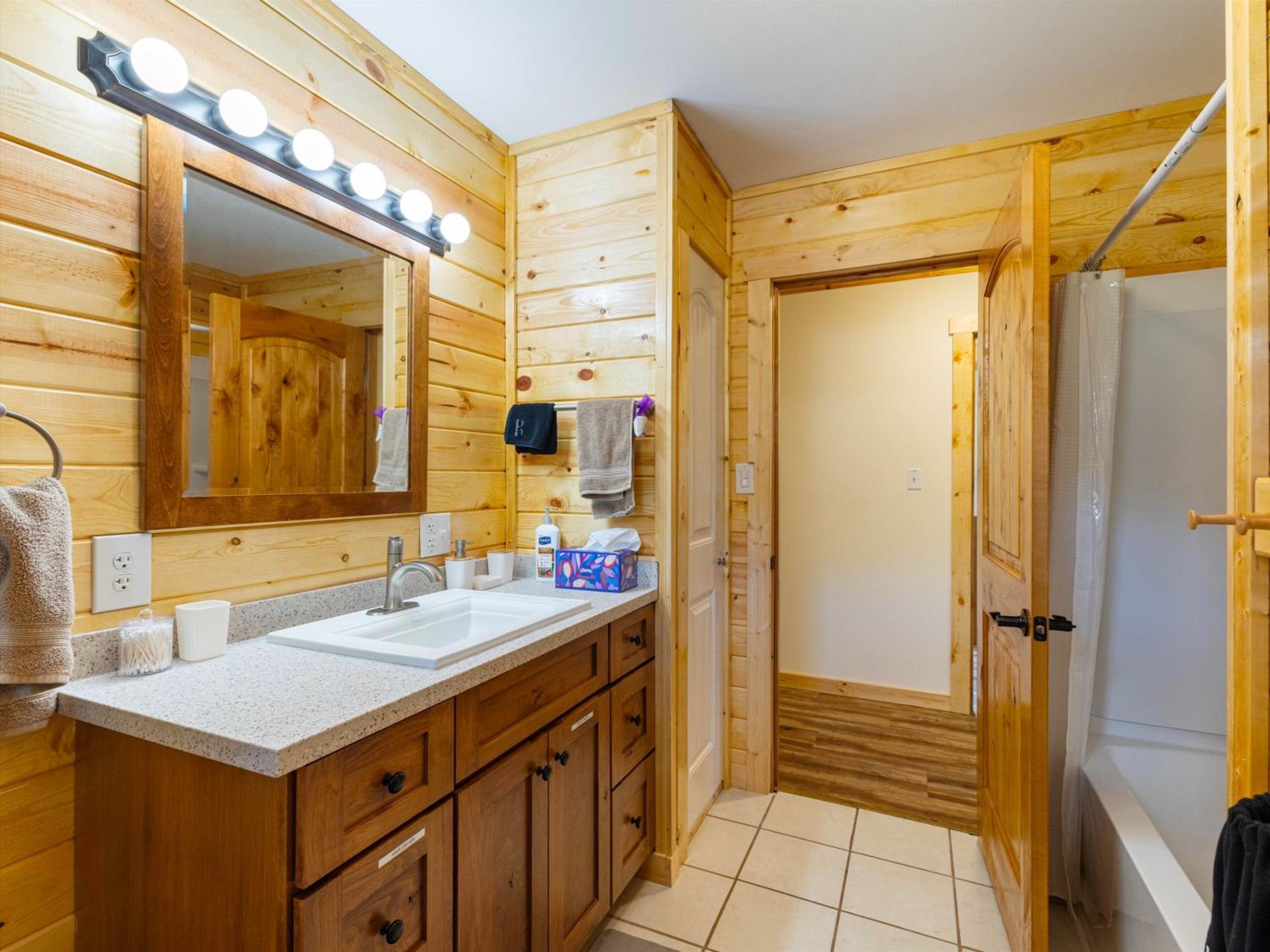 Yellowstone Treasure Retreat