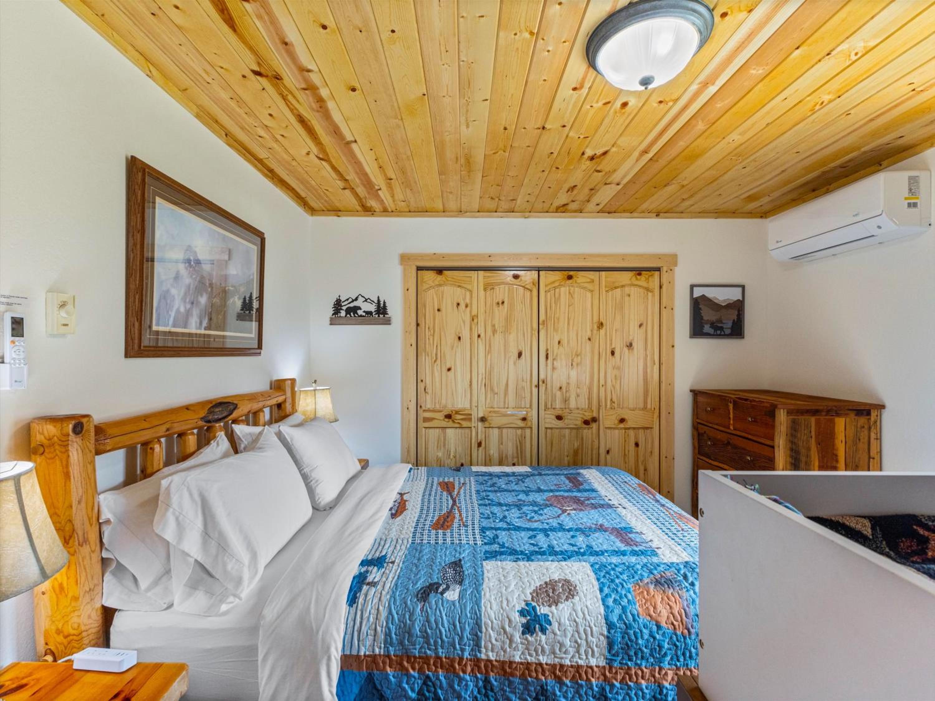 Yellowstone Treasure Retreat