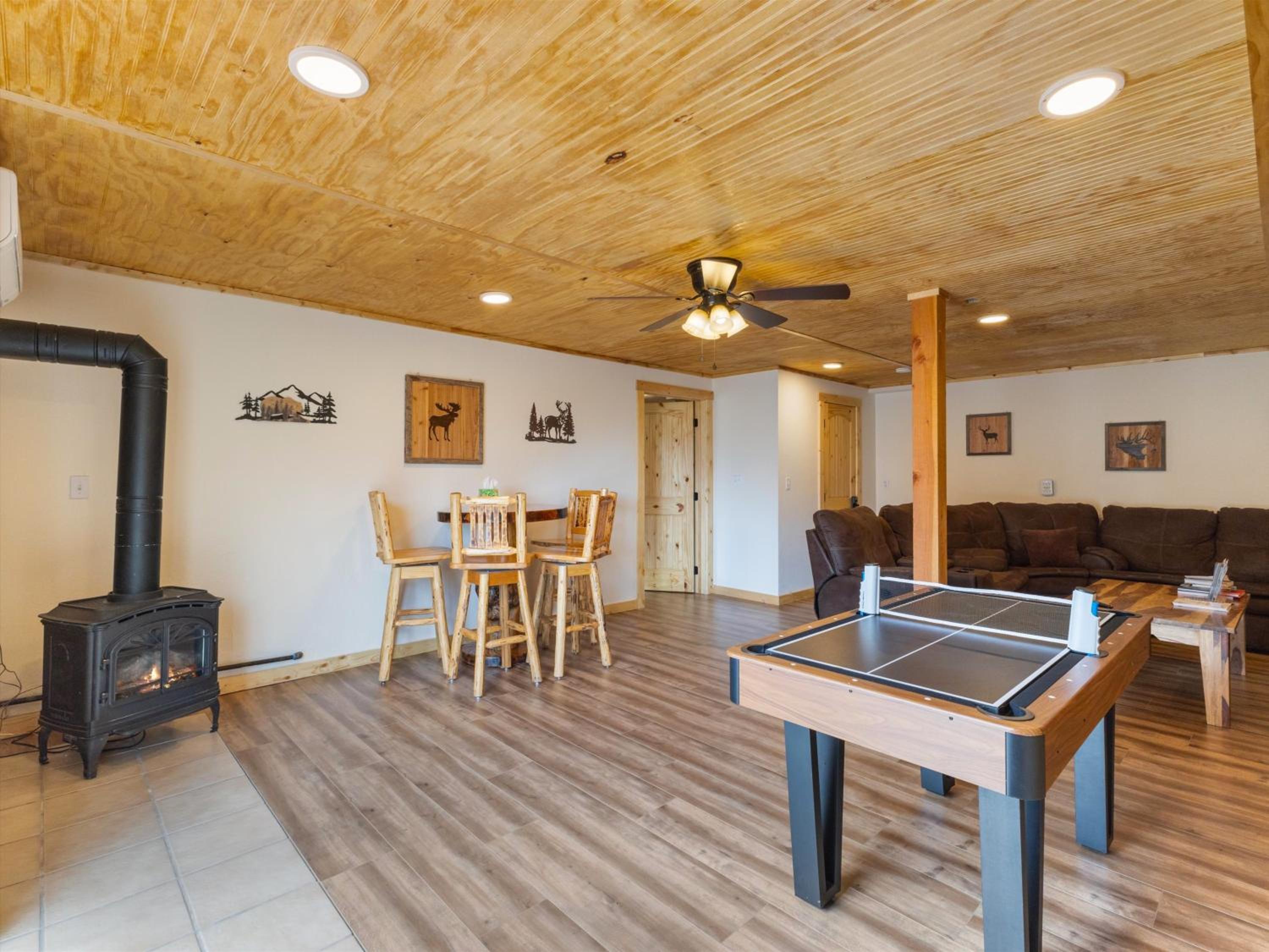 Yellowstone Treasure Retreat