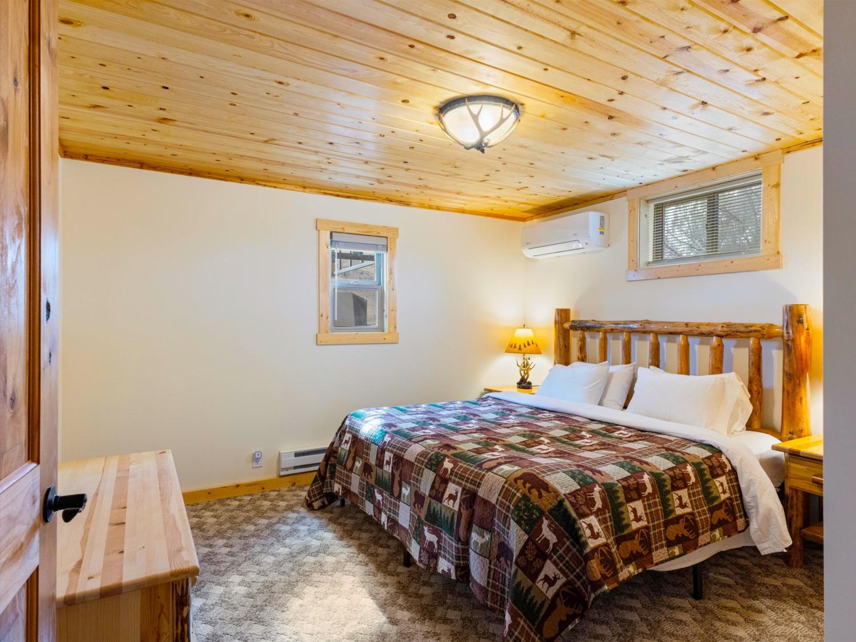 Yellowstone Treasure Retreat