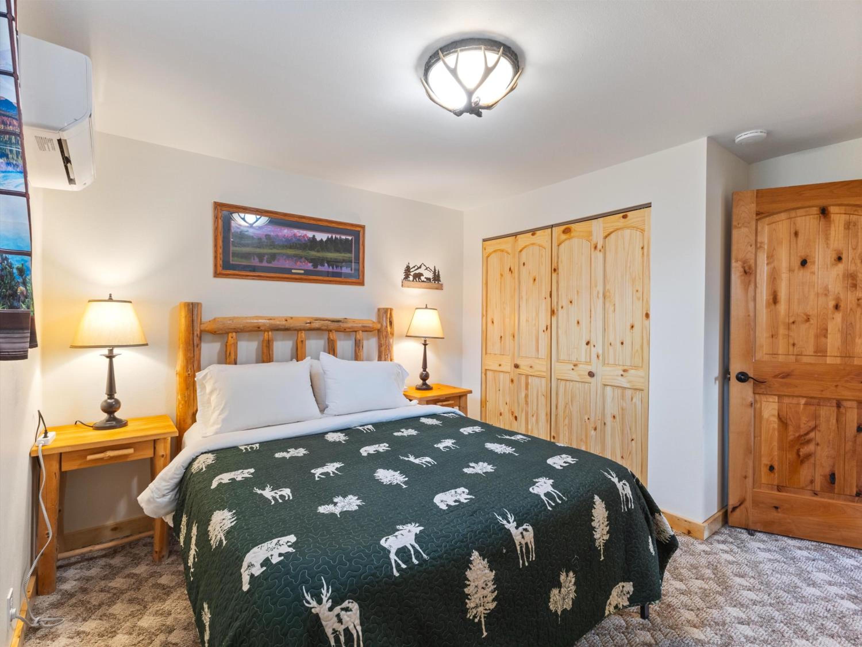 Yellowstone Treasure Retreat