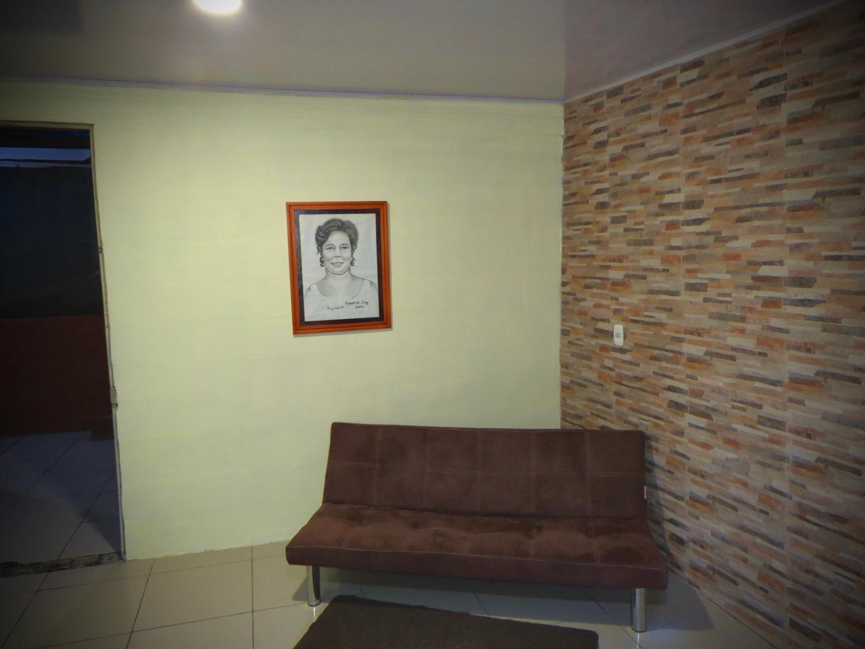 Rose House Manuel Antonio