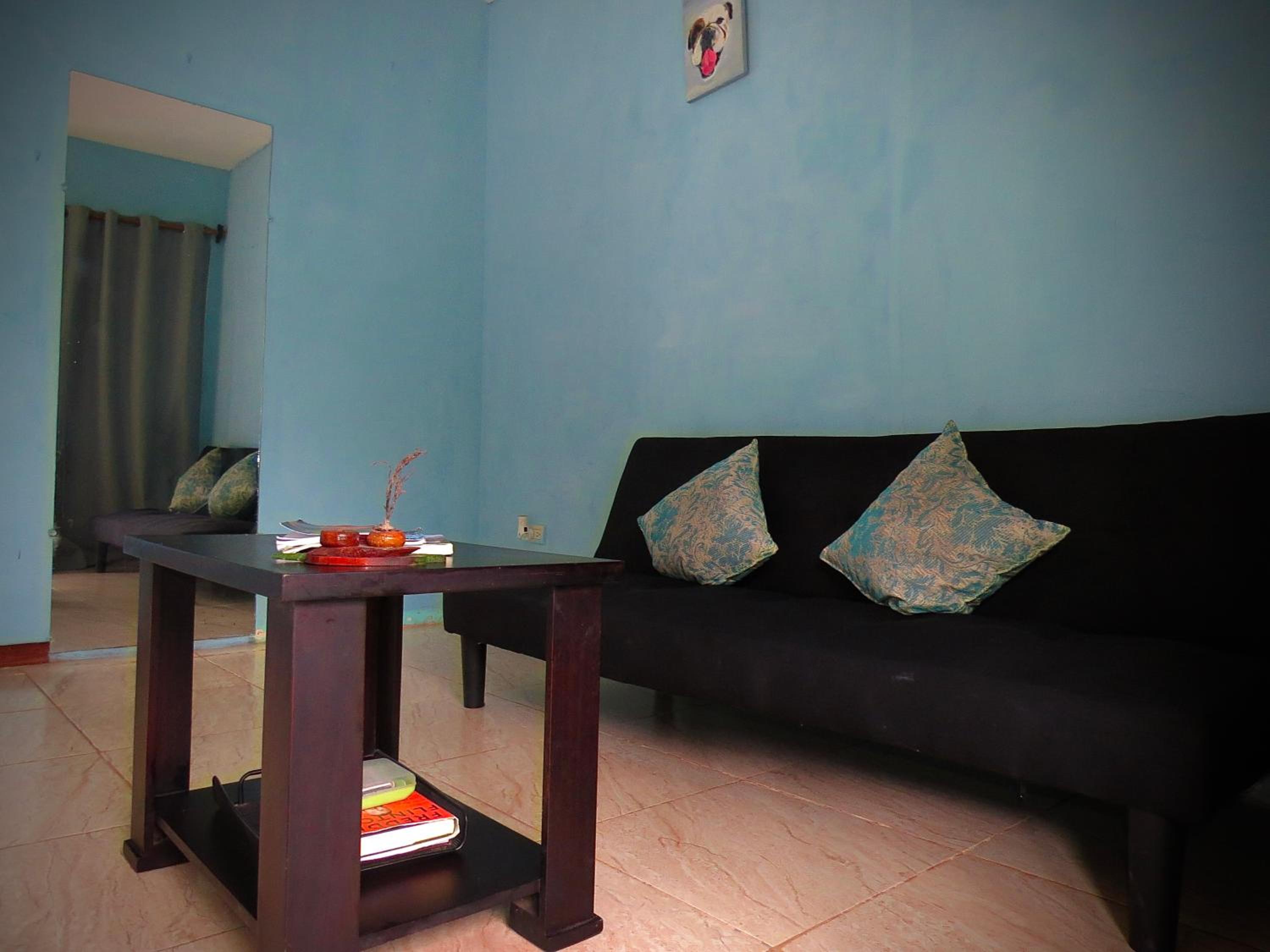 Rose House Manuel Antonio