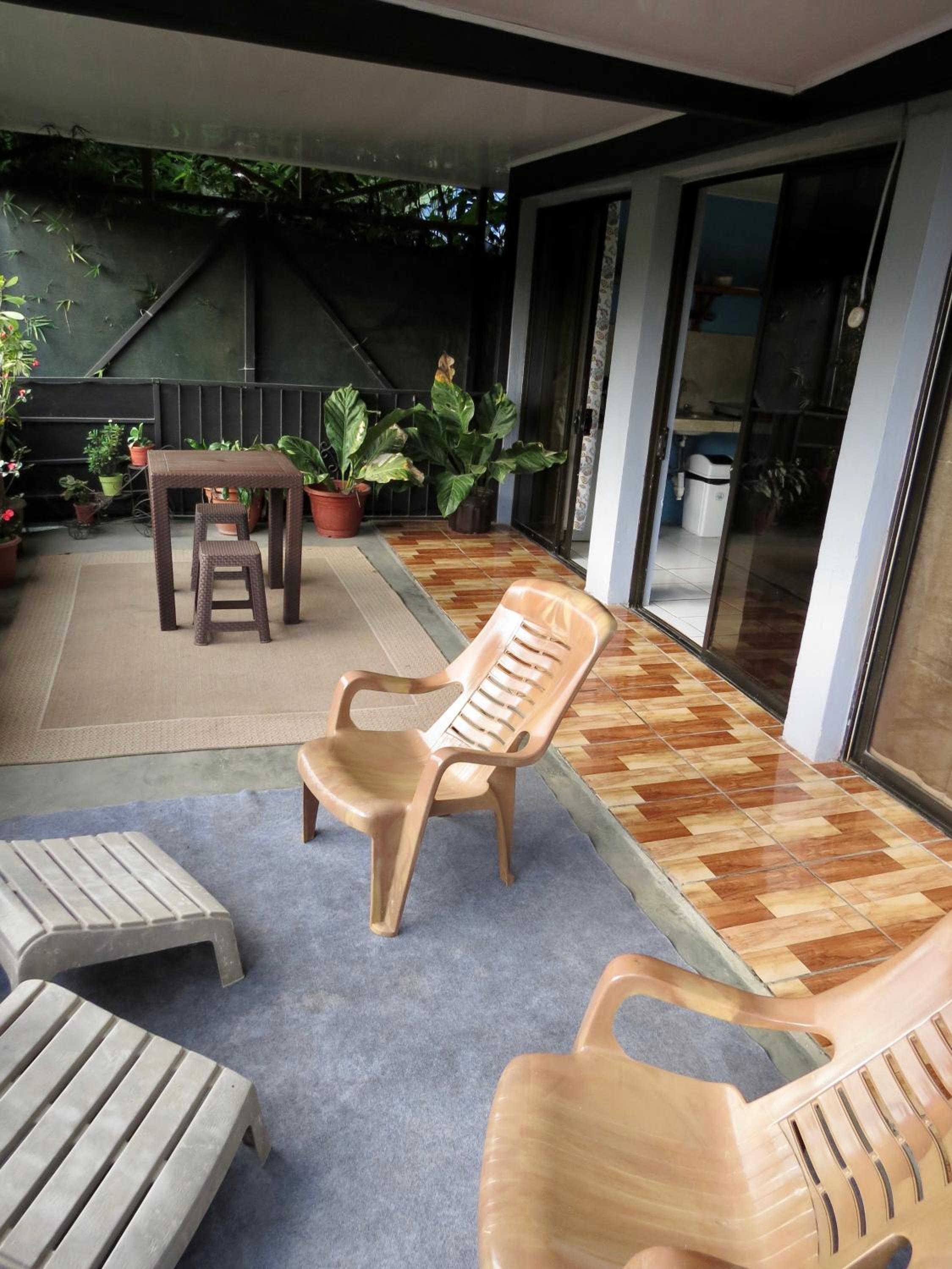 Rose House Manuel Antonio