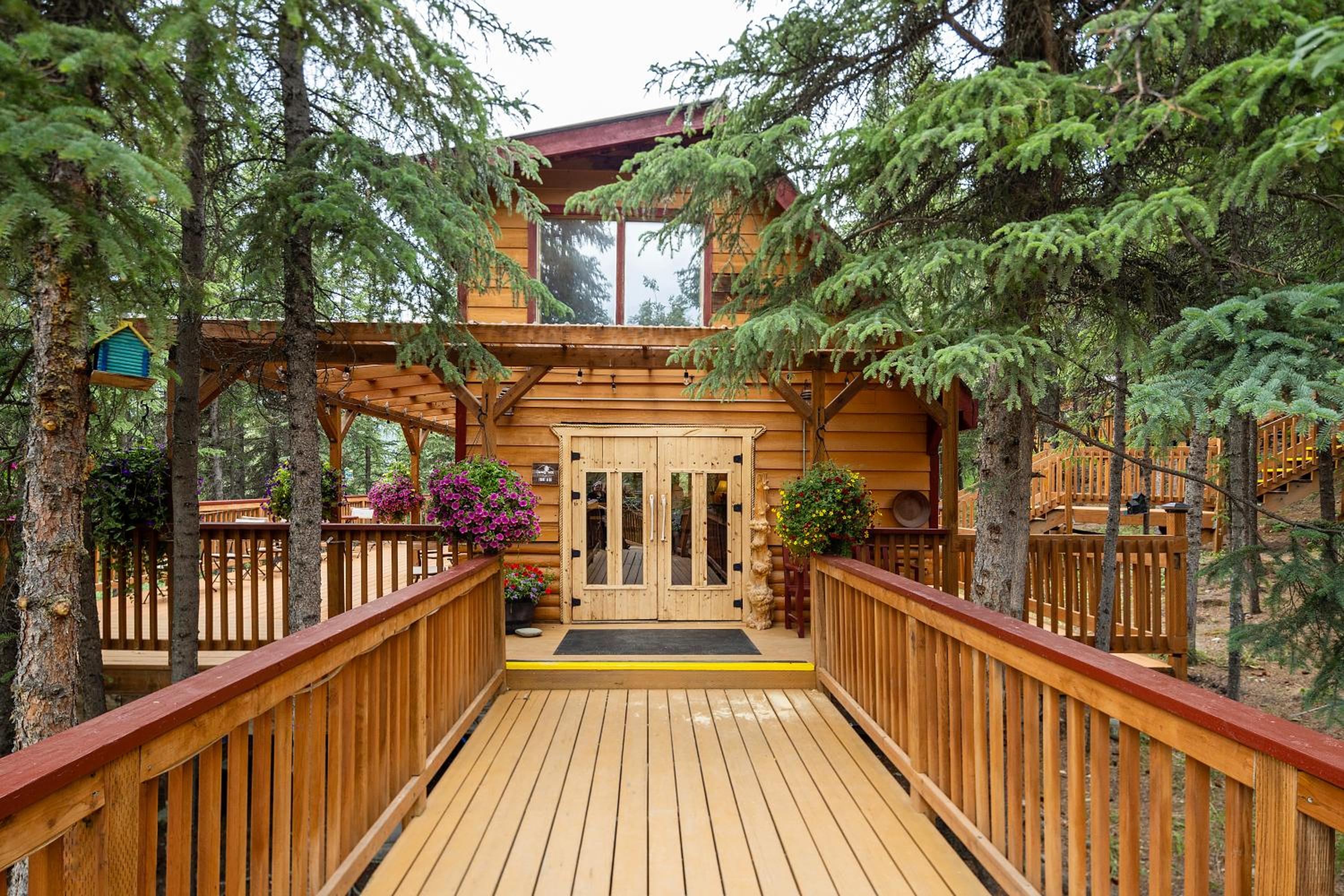 Denali Crow's Nest Cabins