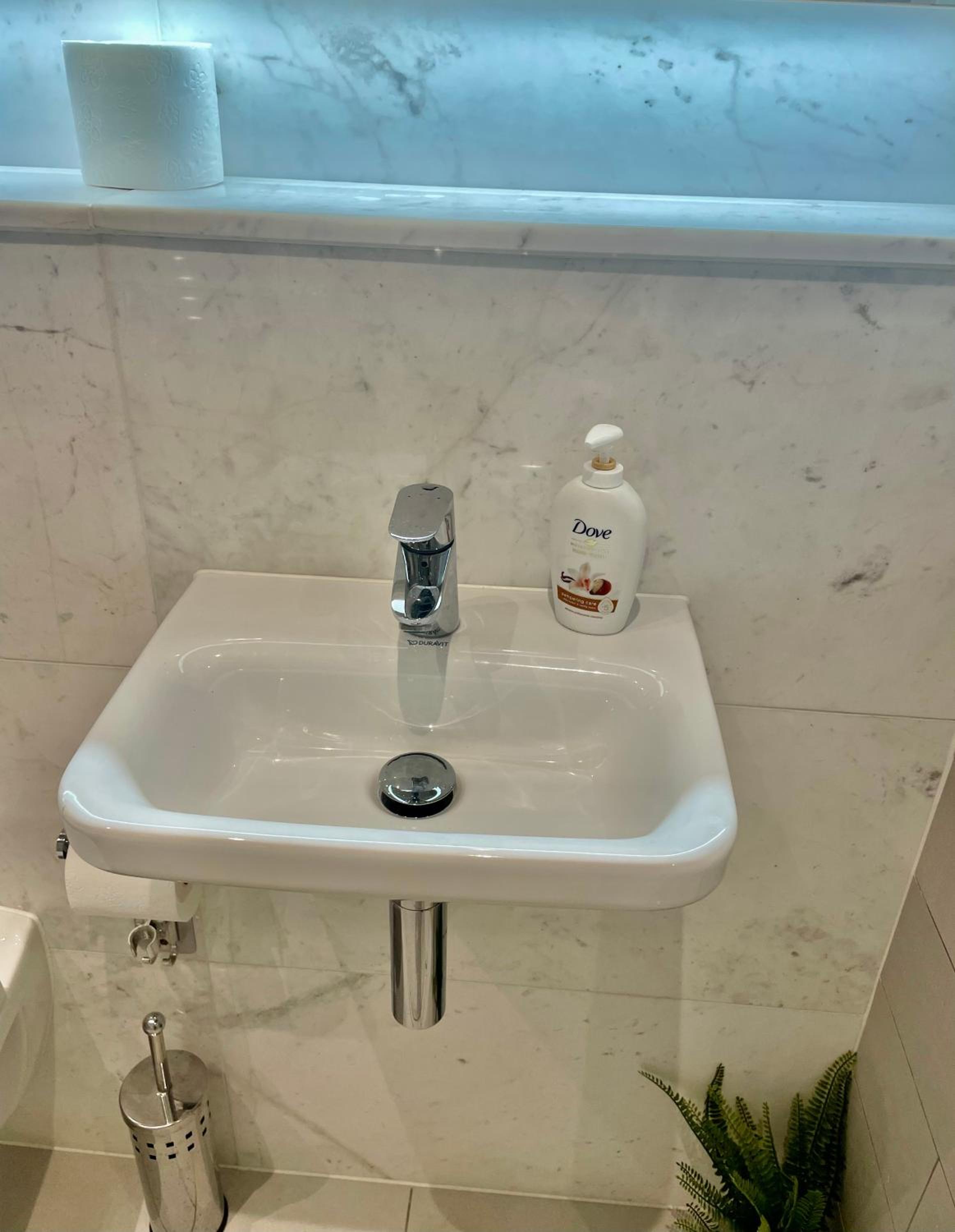 Modern Ensuite Double Bedroom