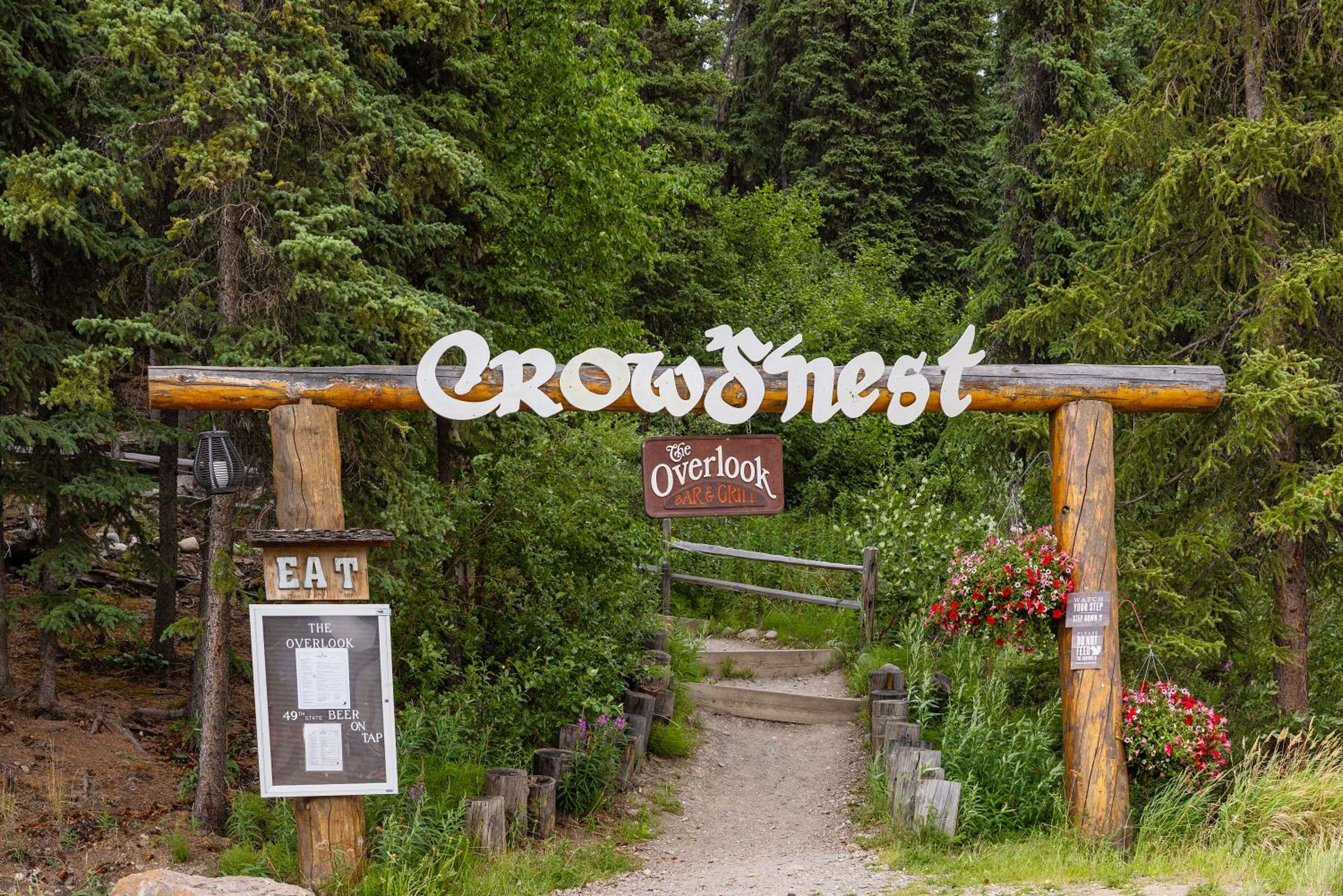 Denali Crow's Nest Cabins