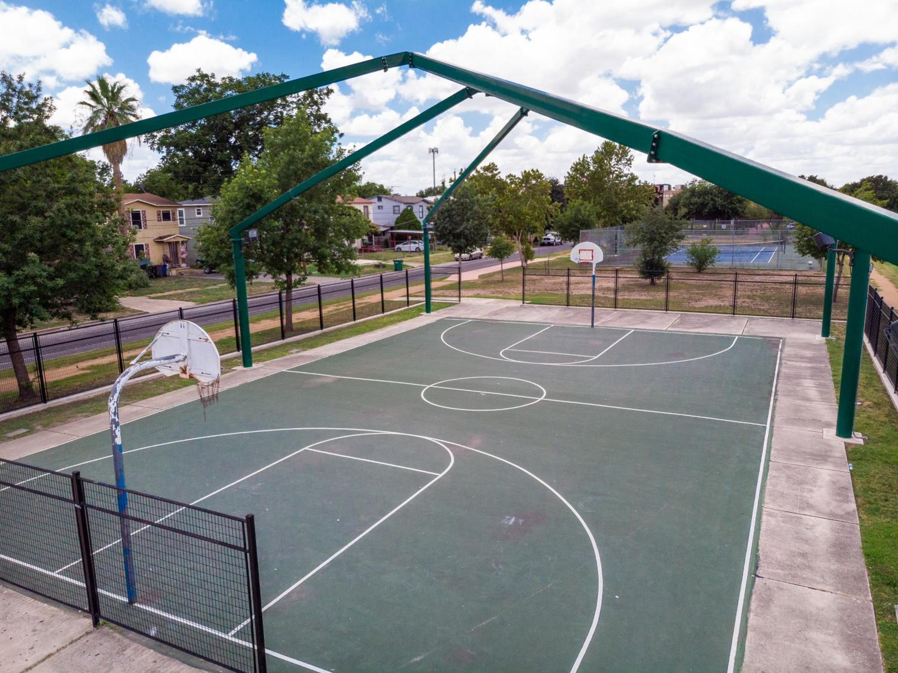 Collins Garden Park, Pet Friendly,1st Floor Studio view 5
