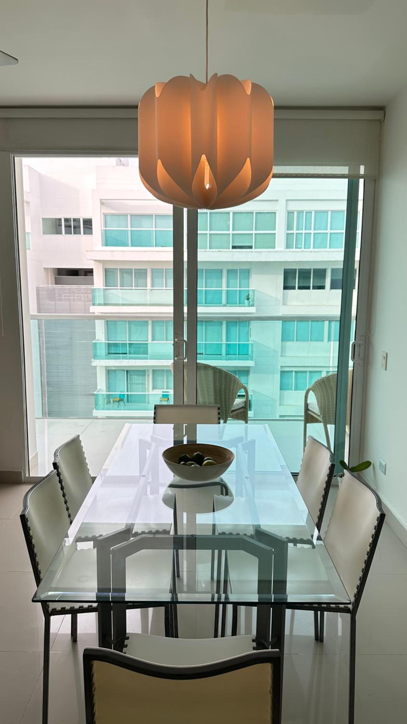 Disfruta de linda vista y salida directa a la playa