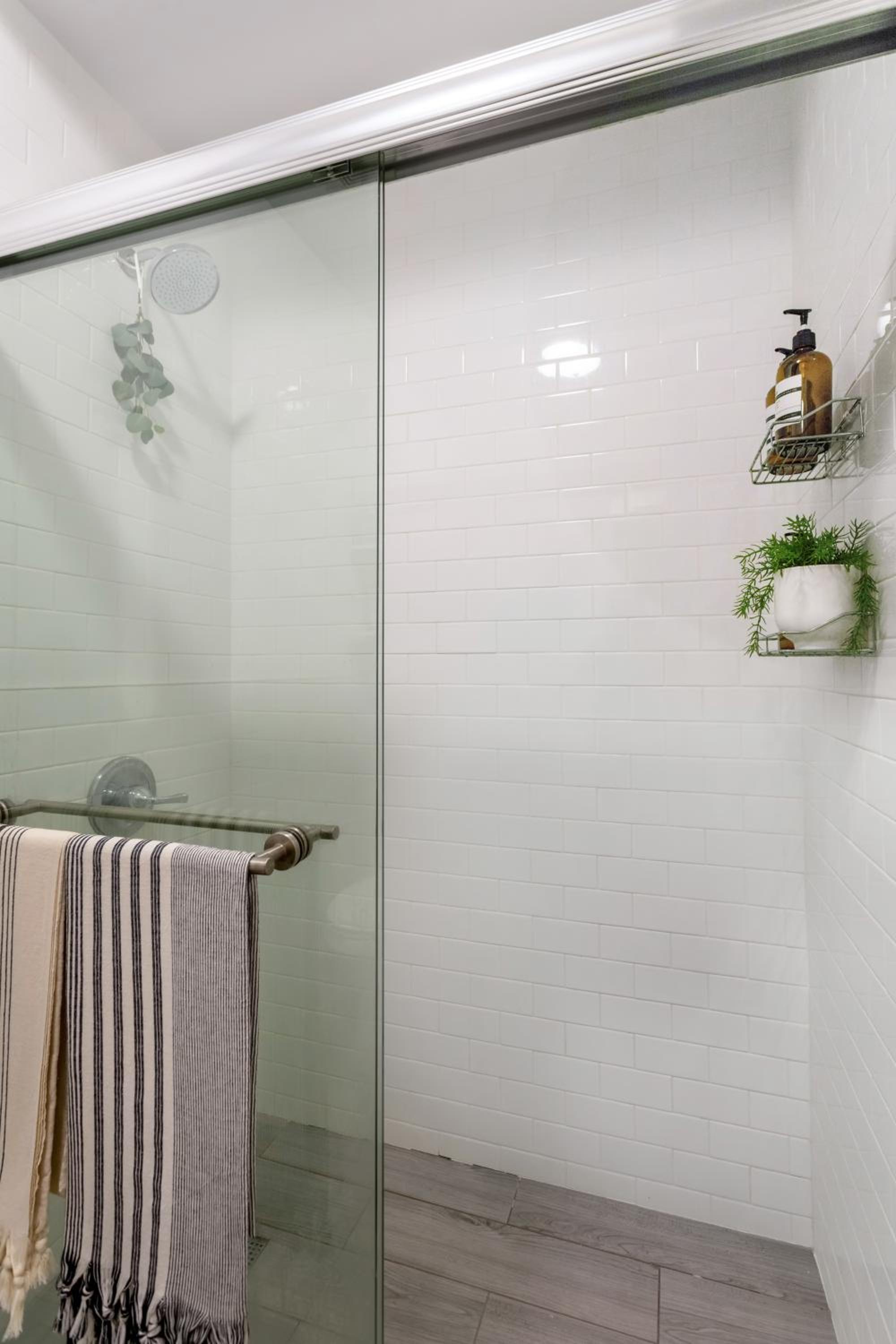 Bright Designer Cottage in Historic Harlem, 20 Minutes from Times Square!