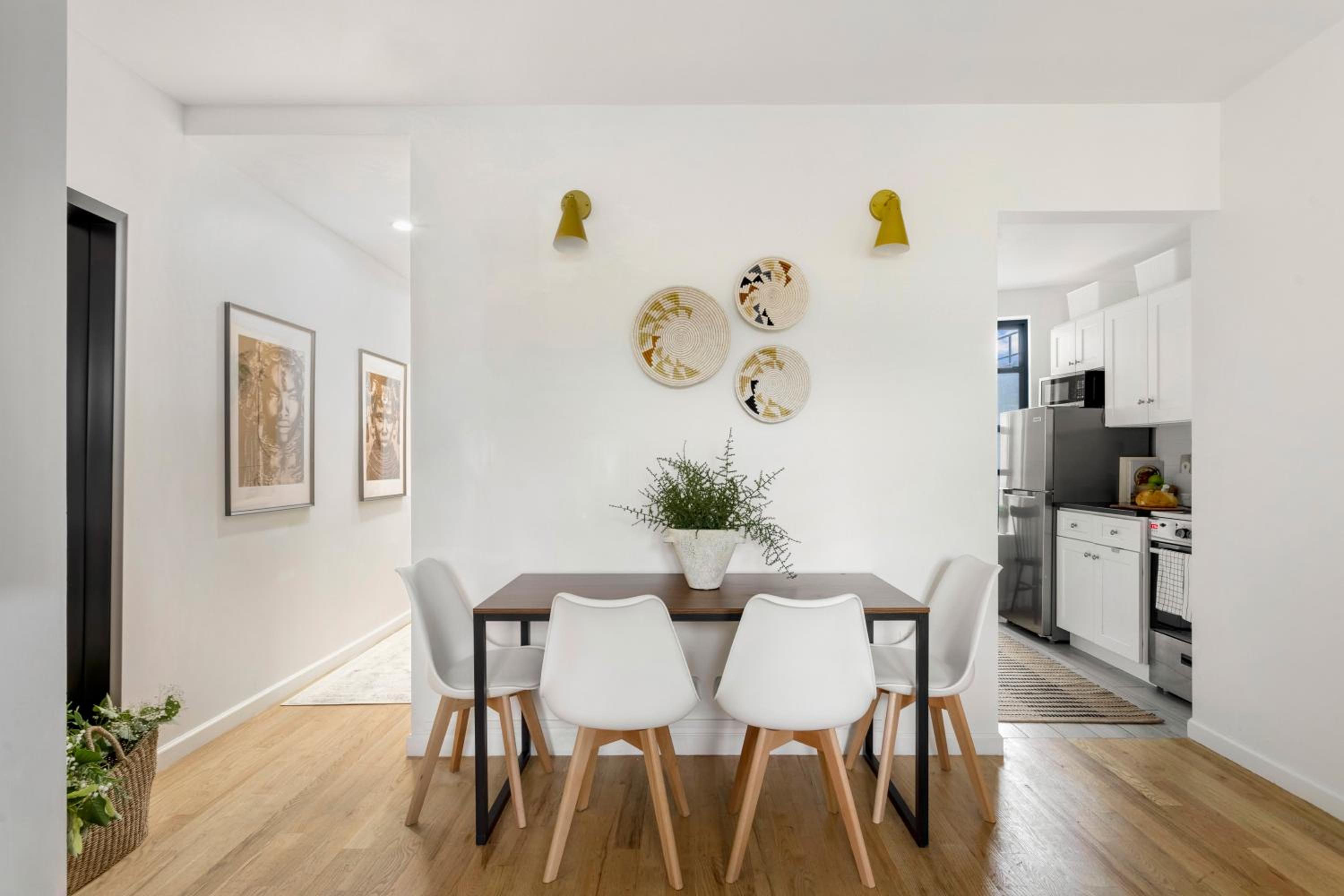 Bright Designer Cottage in Historic Harlem, 20 Minutes from Times Square!