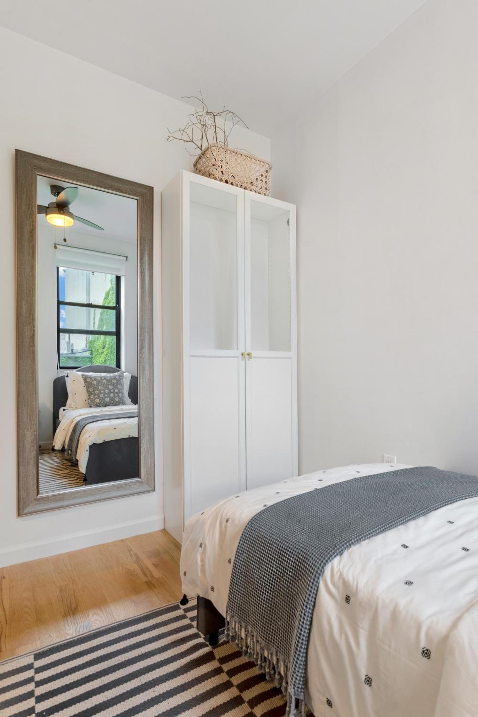 Bright Designer Cottage in Historic Harlem, 20 Minutes from Times Square!