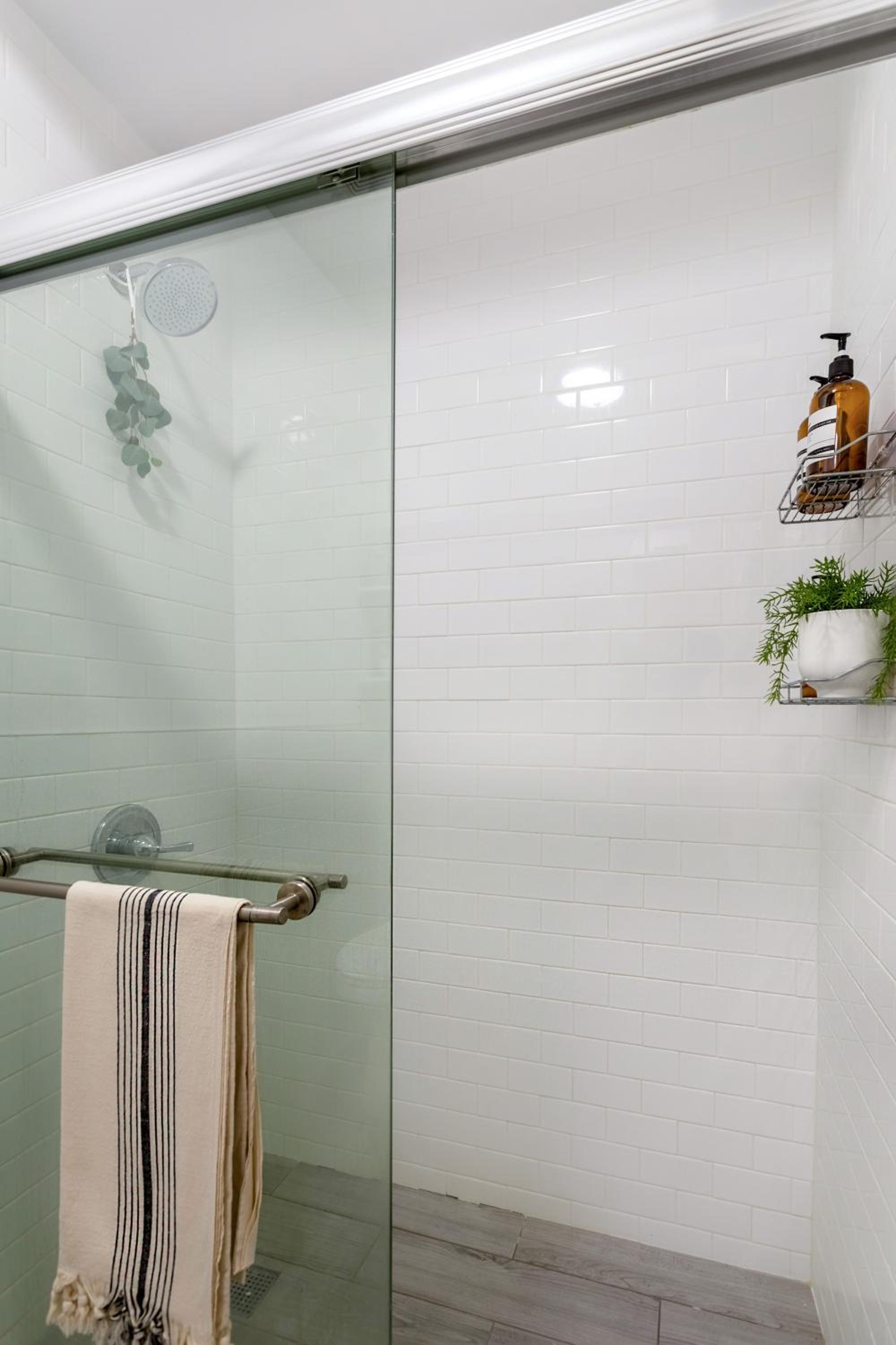 Bright Designer Cottage in Historic Harlem, 20 Minutes from Times Square!