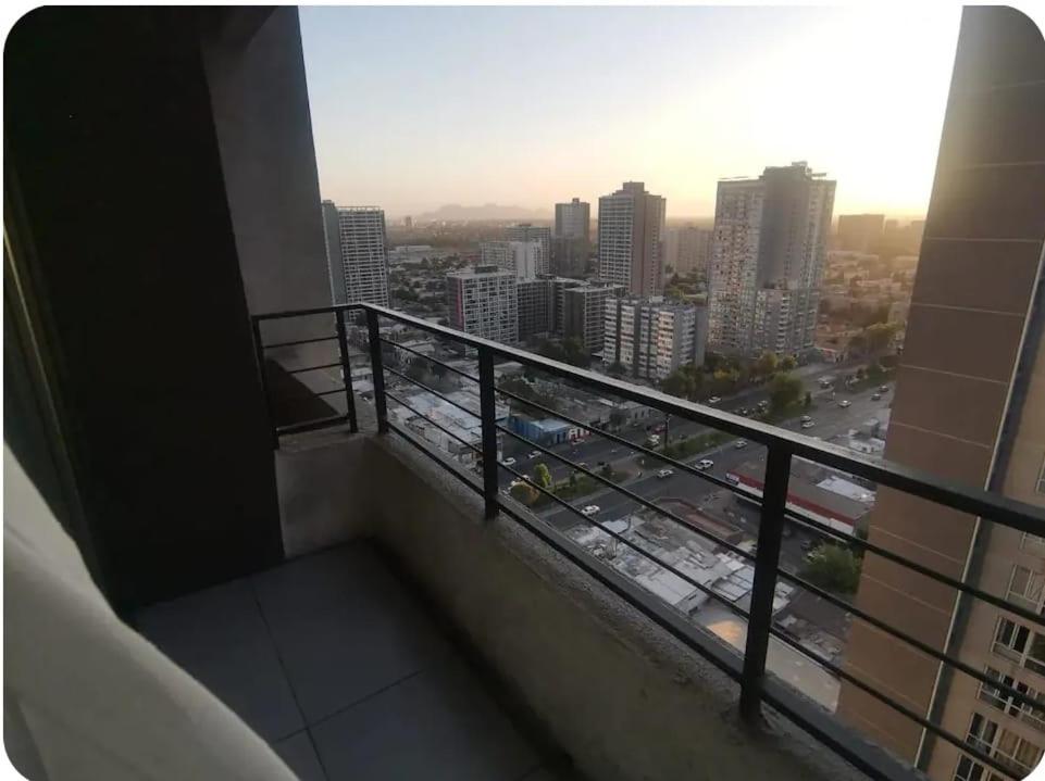 Habitación para estudiantes cercano al Metro L1