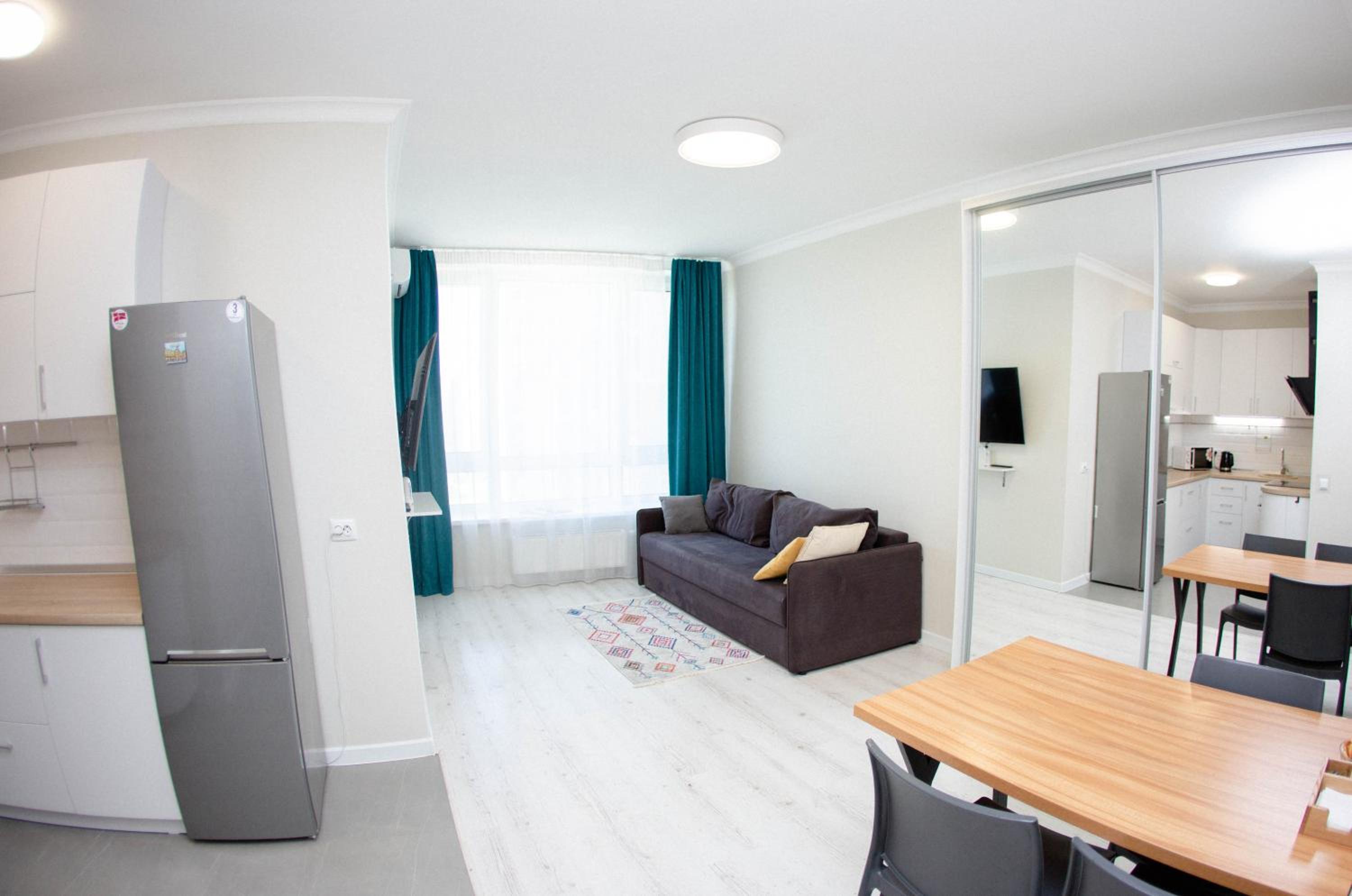 Slavutich apartment #2 view 3