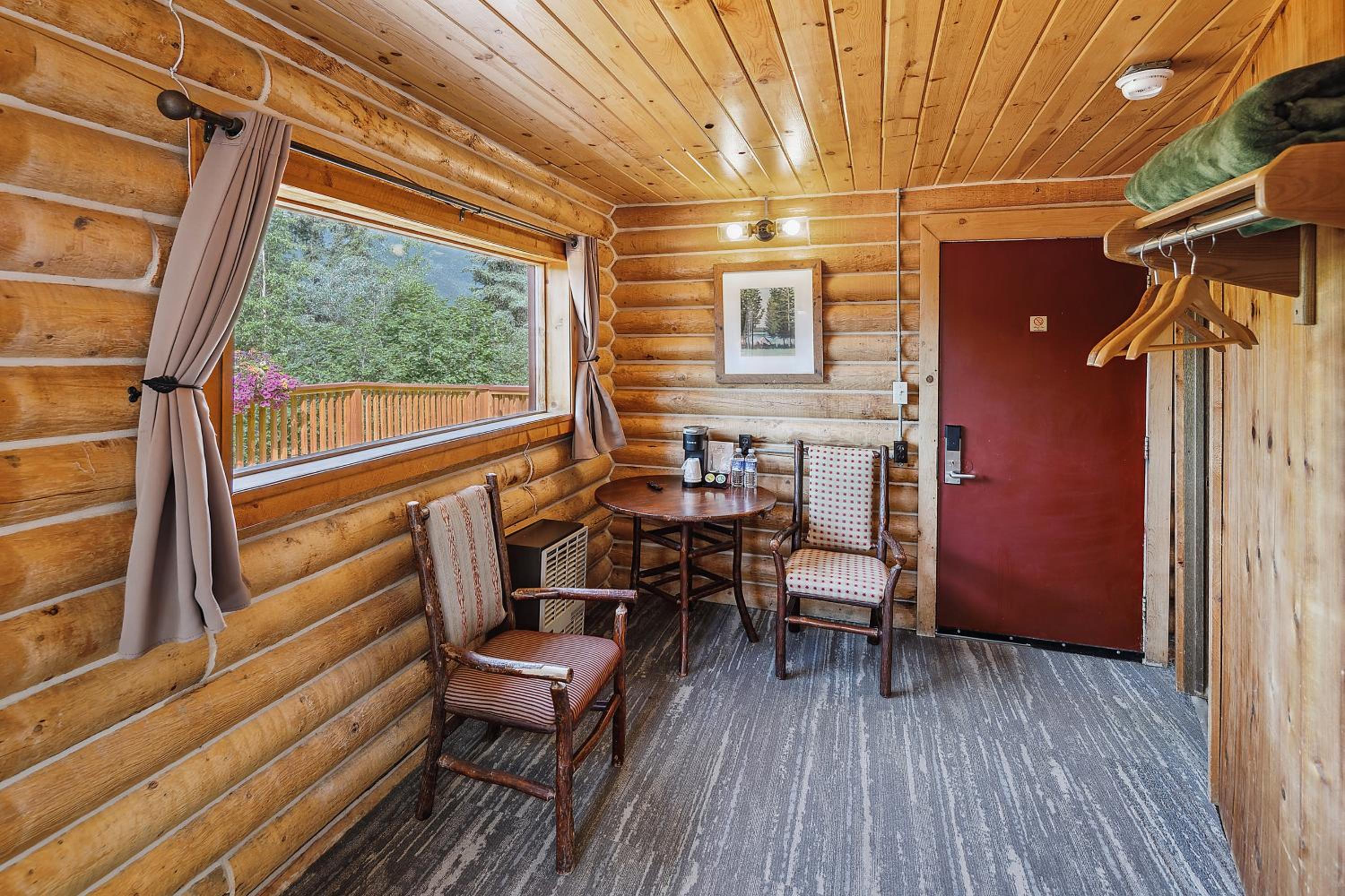 Denali Crow's Nest Cabins
