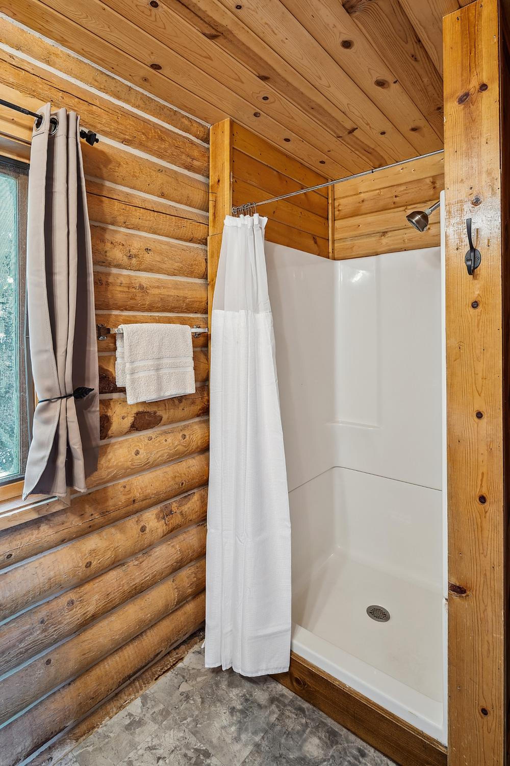 Denali Crow's Nest Cabins