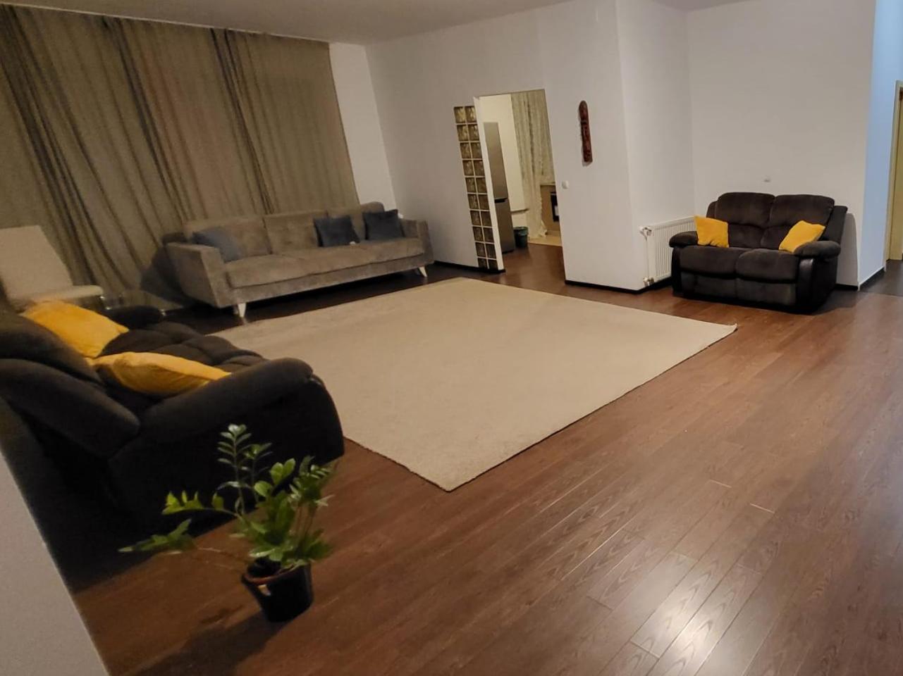 The Big Apartment Bucharest view 4
