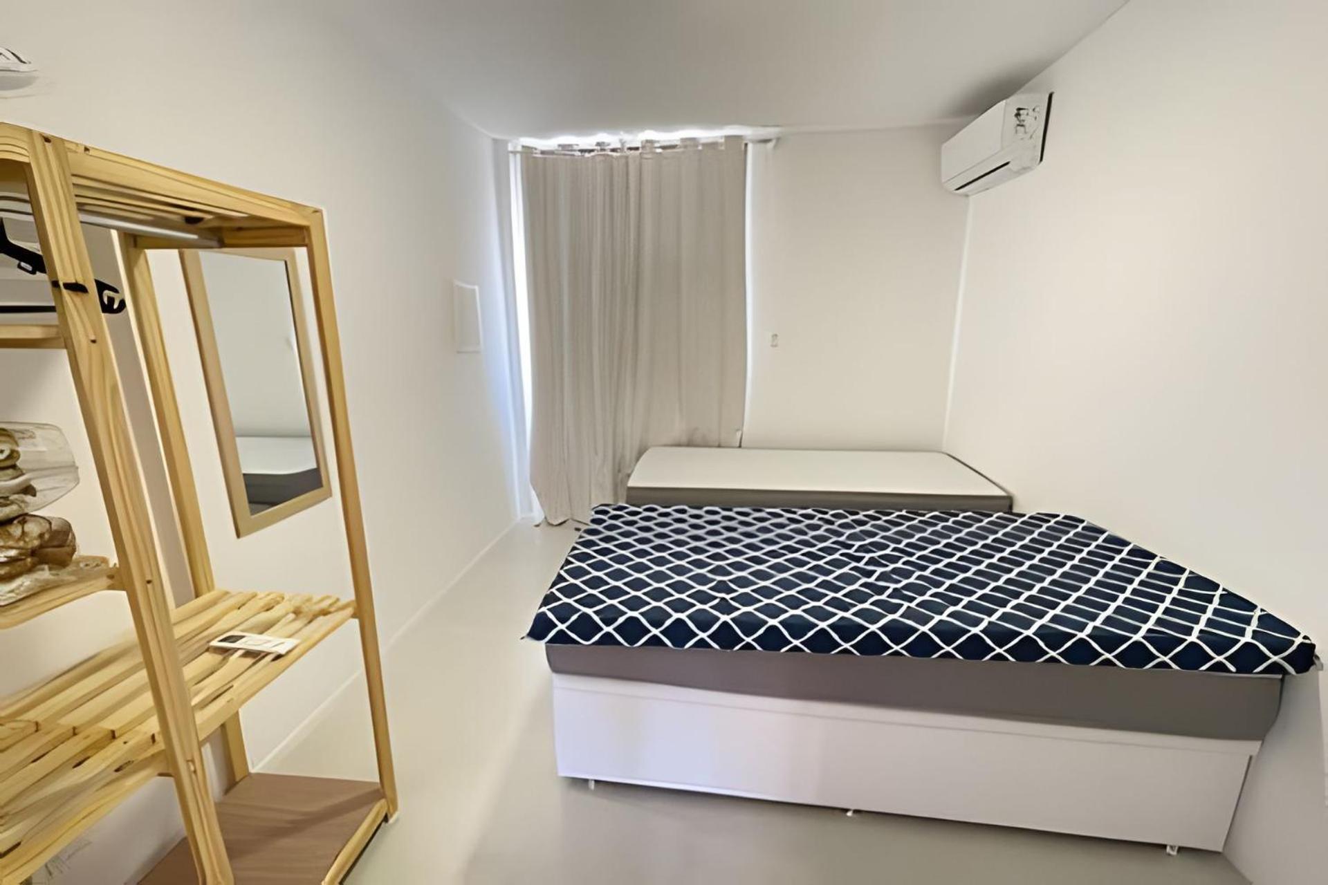 Imóvel Novo, 4 Quartos, Ar Condicionado em todos ambientes - Cond. Fechado - Guarajuba-BA