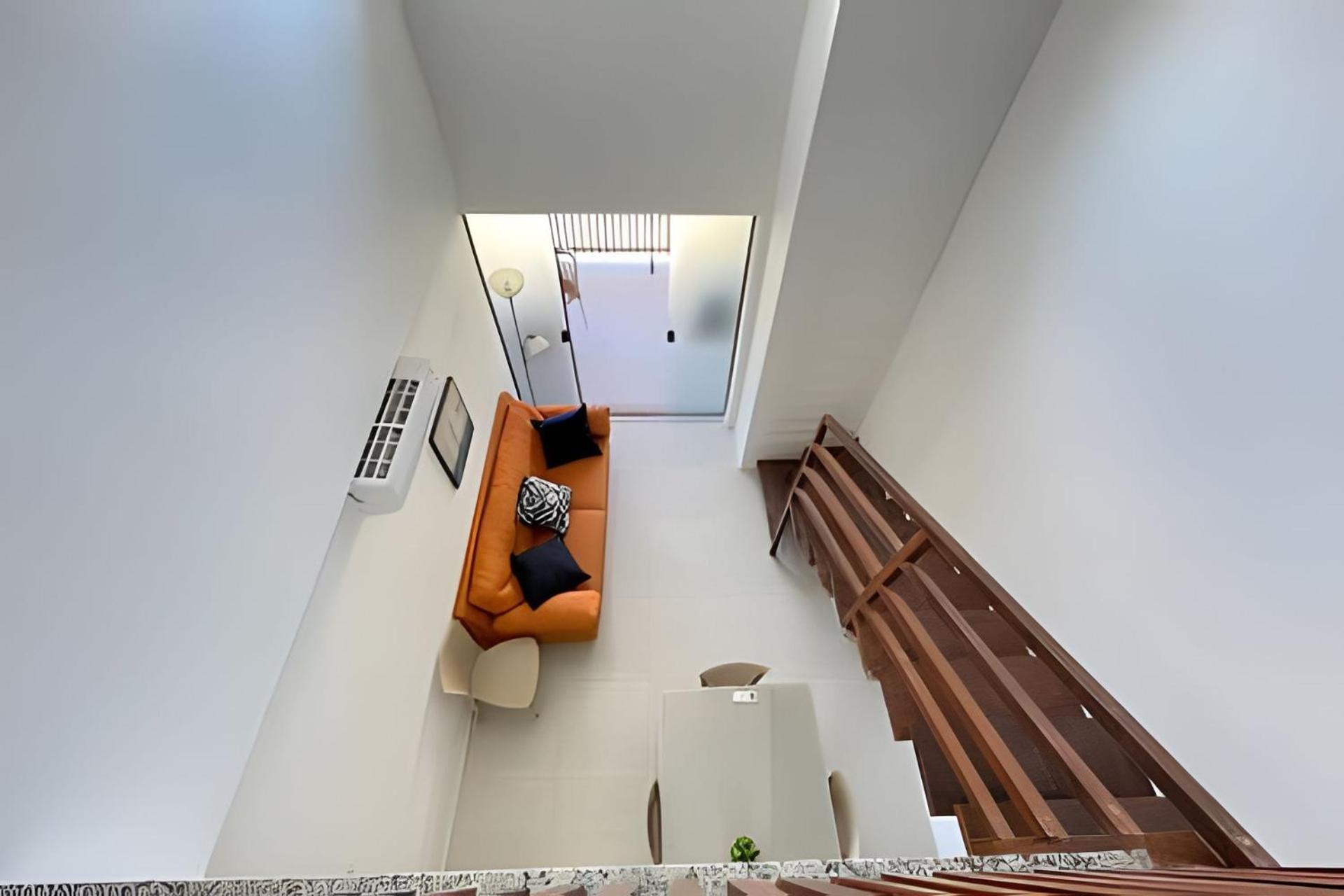 Imóvel Novo, 4 Quartos, Ar Condicionado em todos ambientes - Cond. Fechado - Guarajuba-BA