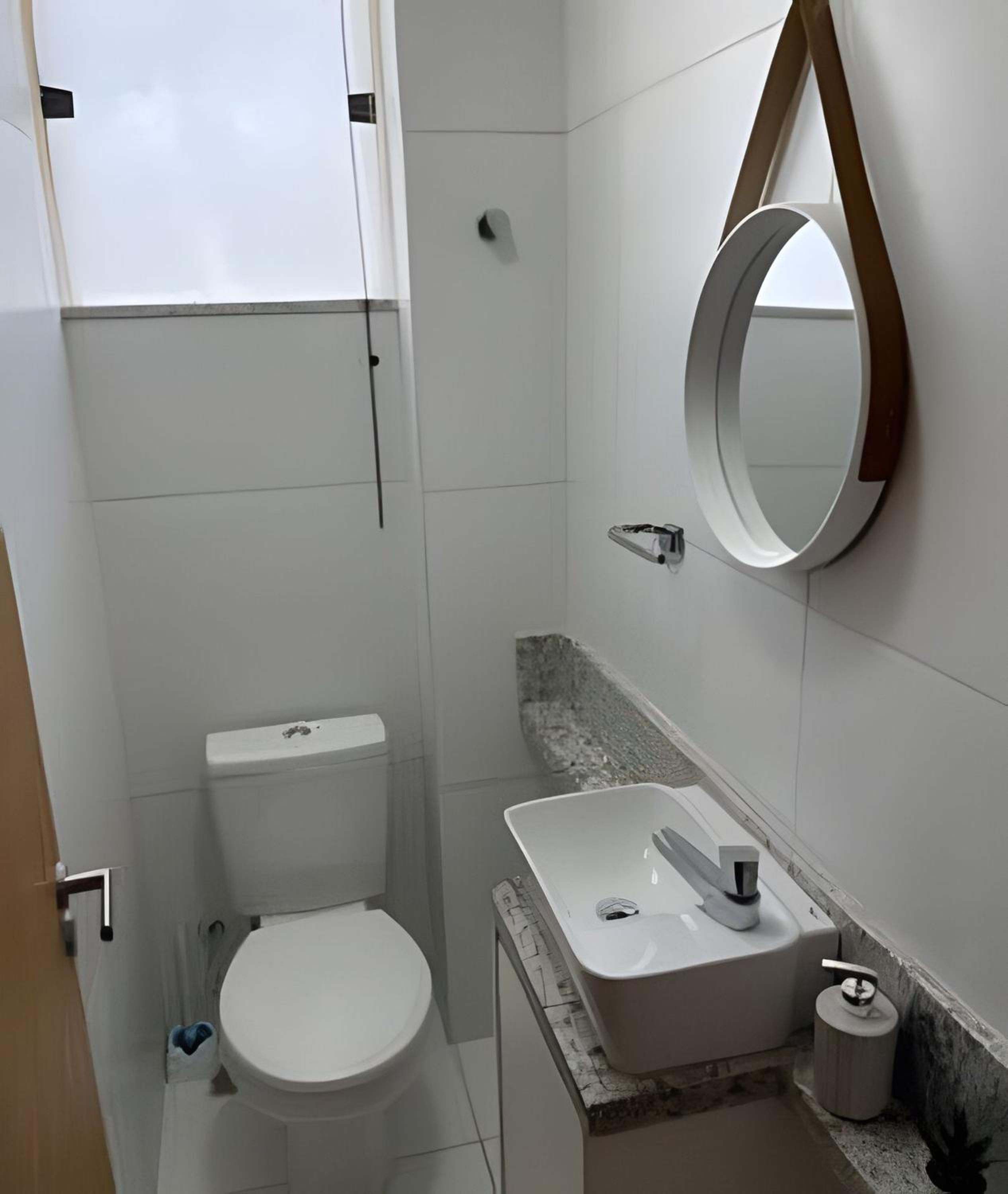 Imóvel Novo, 4 Quartos, Ar Condicionado em todos ambientes - Cond. Fechado - Guarajuba-BA