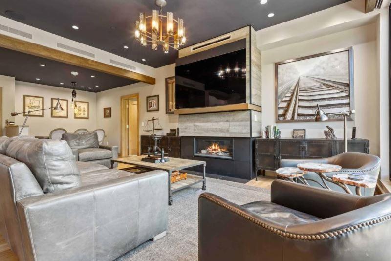 Riverfront Lodge 204 by East West Hospitality view 4