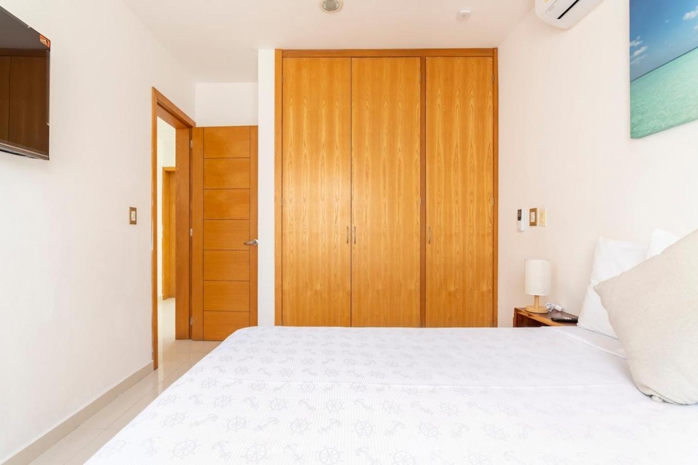 Wow! Gated House WiFi 5Rooms 12Pax Pool Private