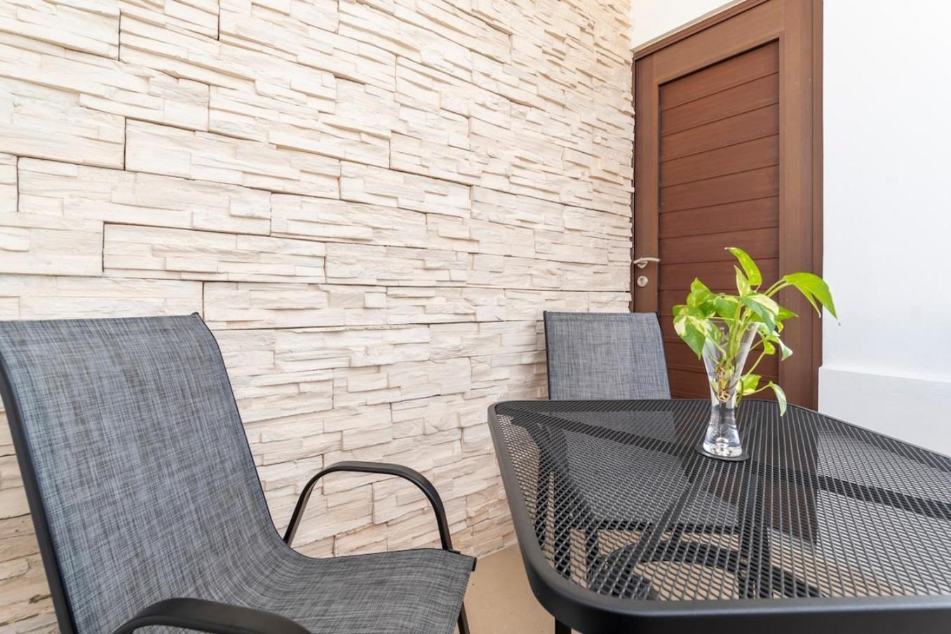 Wow! Gated House WiFi 5Rooms 12Pax Pool Private