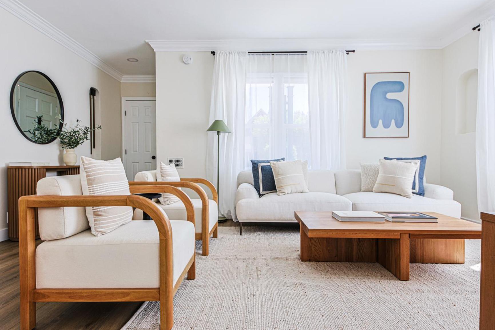 Urban Retreat Room in Shared Apartment Near USC