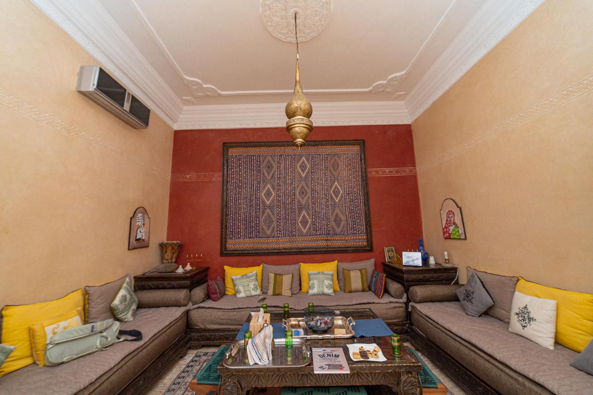 lounge