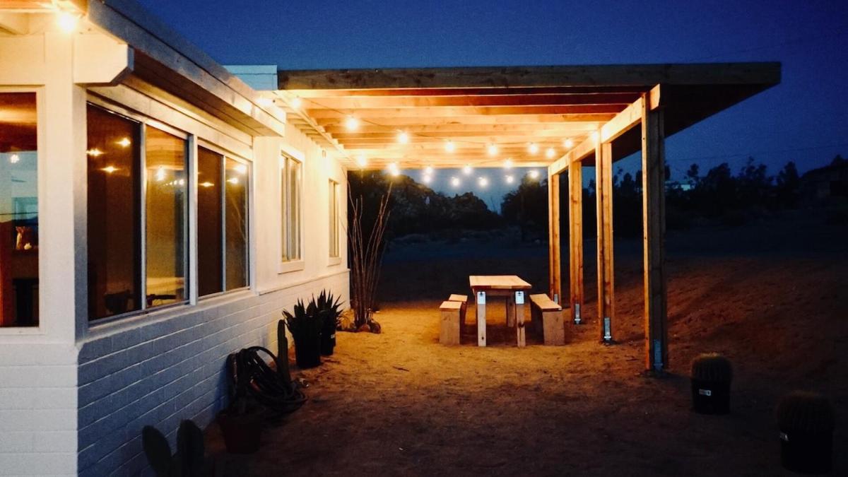 Joshua tree cabin hottub coming Oct Bobs Homestead view 3