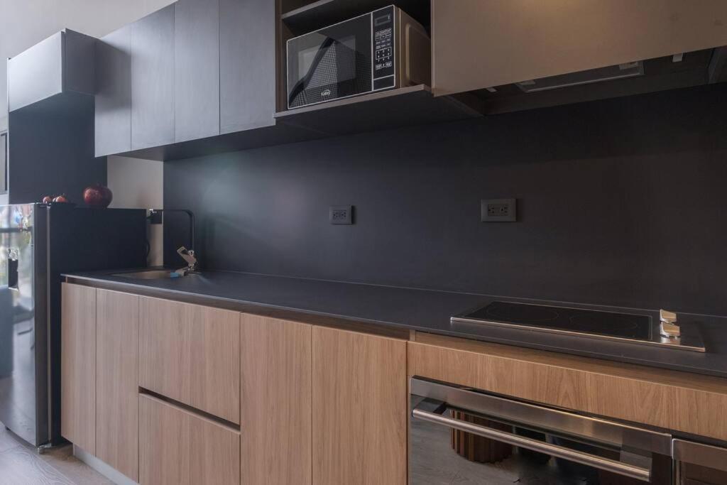 Luxury 1 BR duplex in Virrey