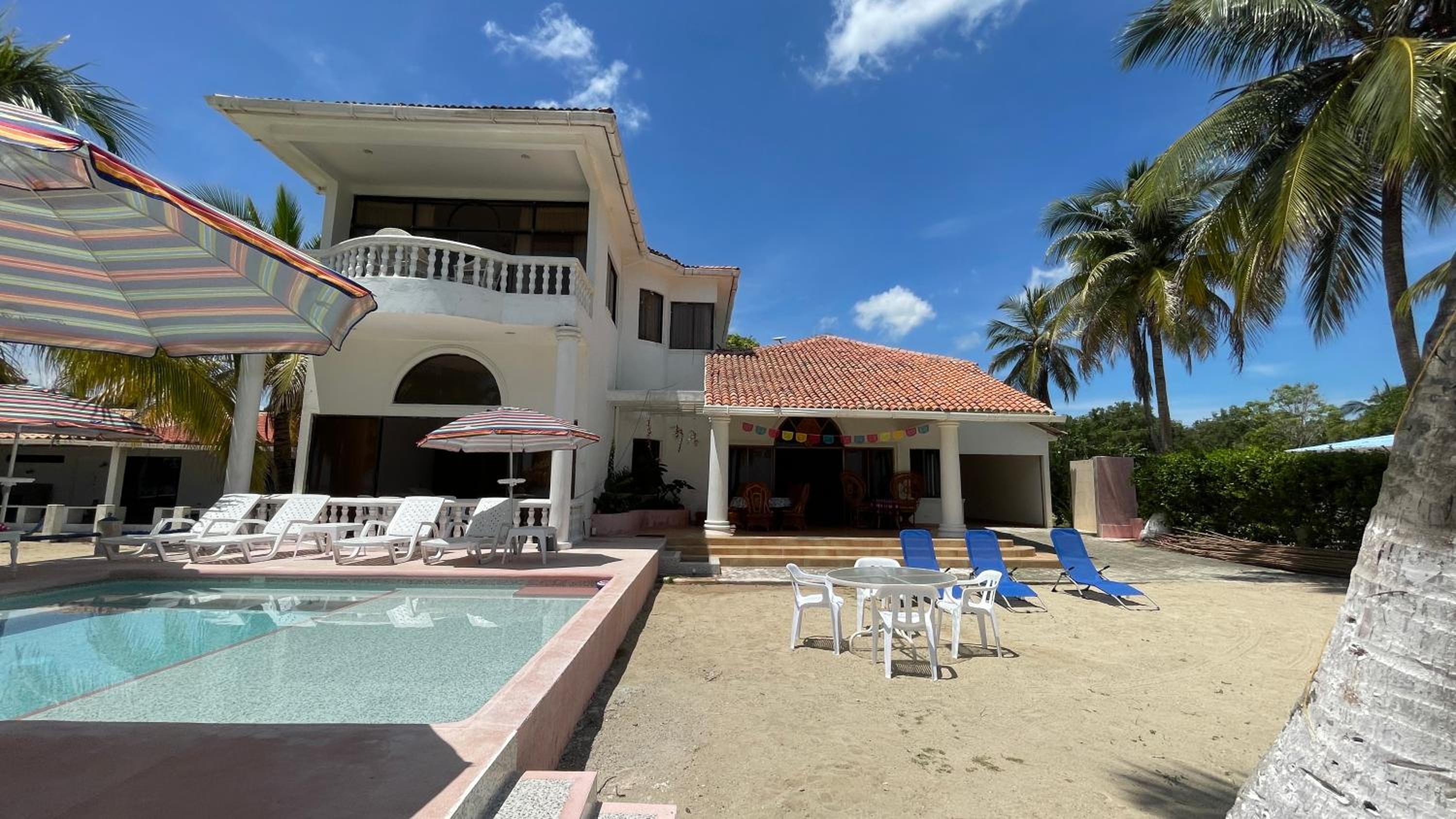 Casa frente a la playa, San Antero Cordoba