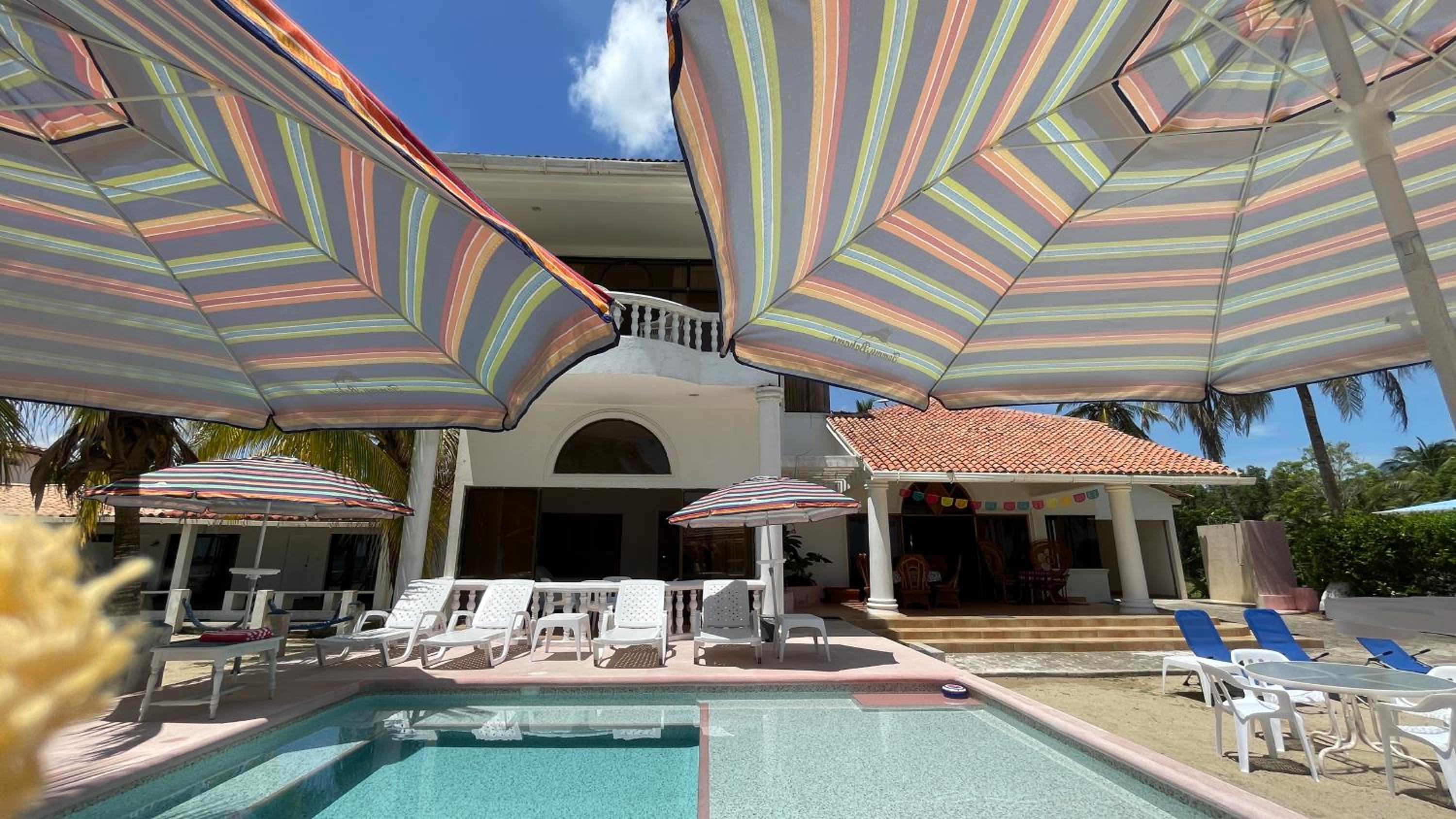 Casa frente a la playa, San Antero Cordoba